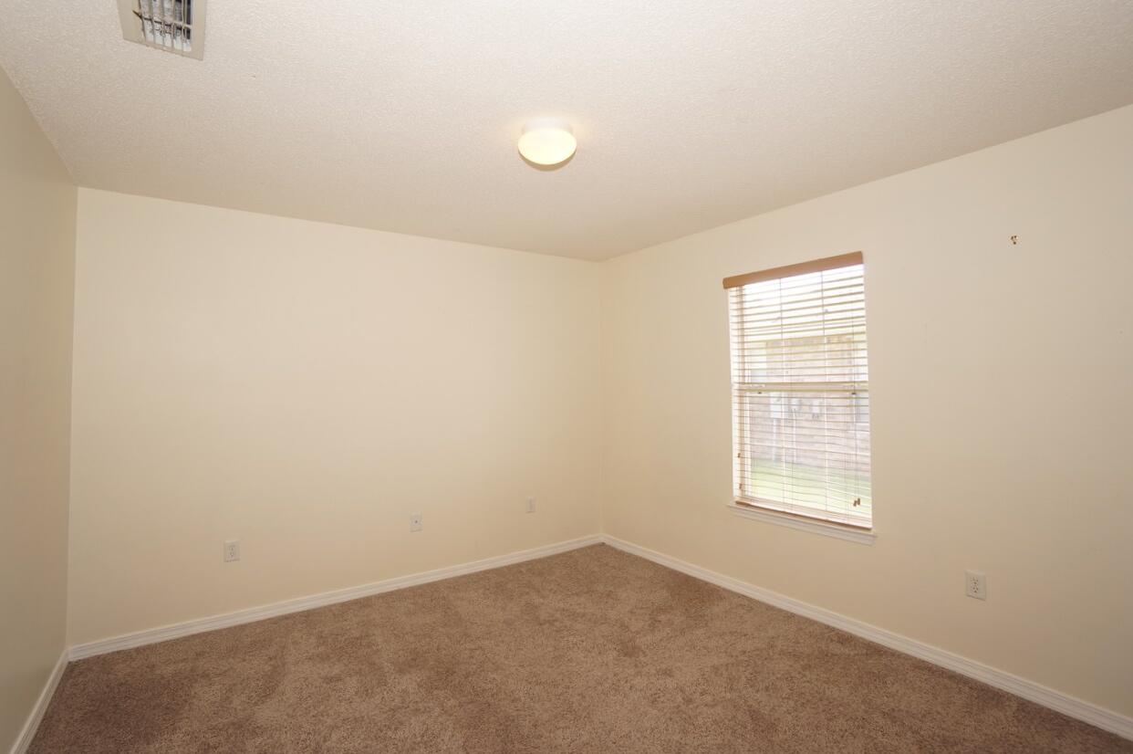 PARADISE RETREAT - Residential