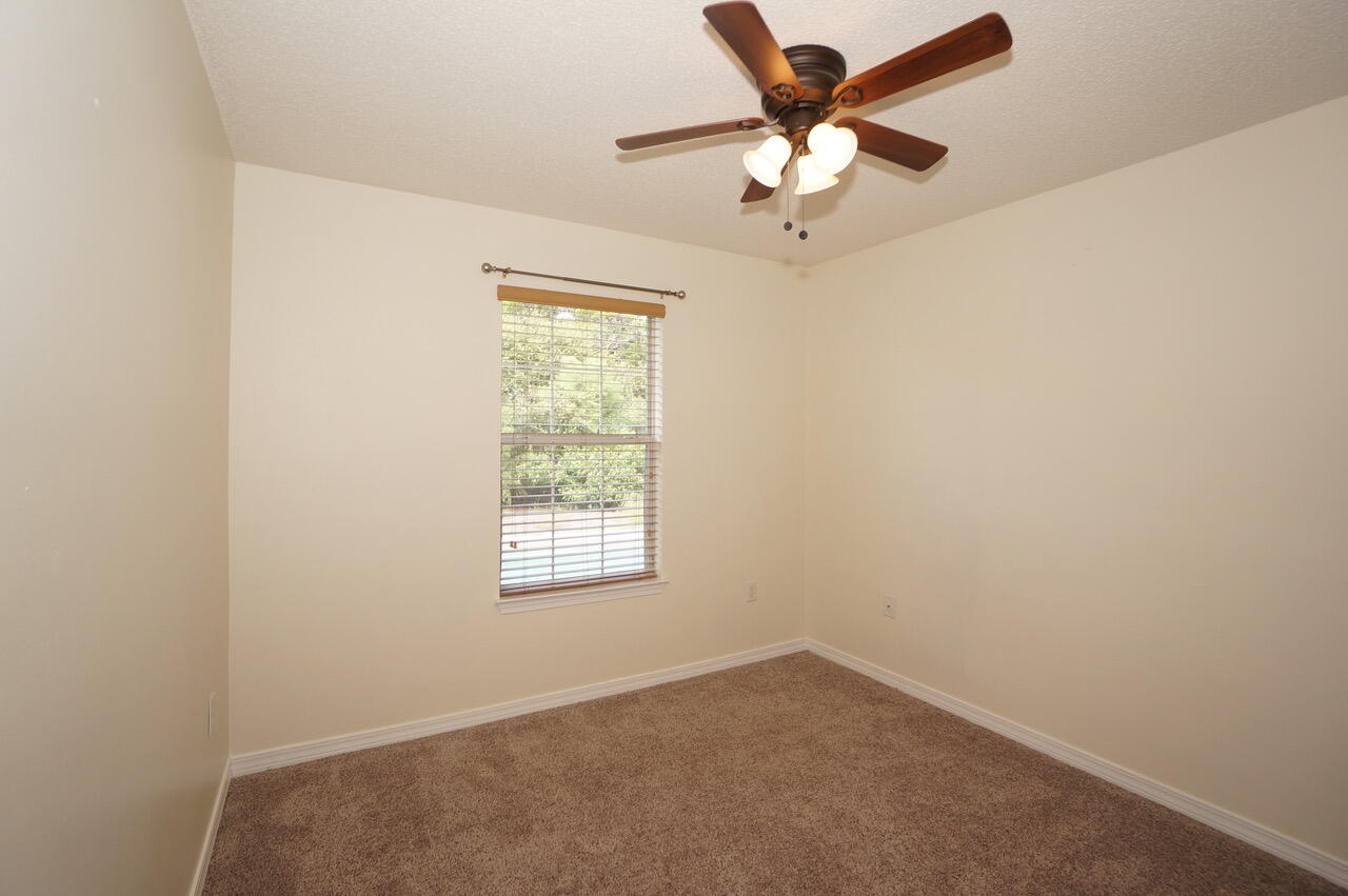 PARADISE RETREAT - Residential