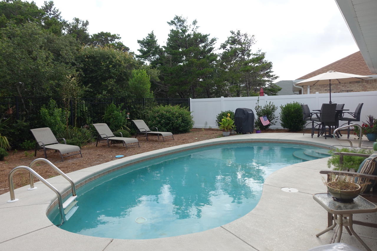 PARADISE RETREAT - Residential