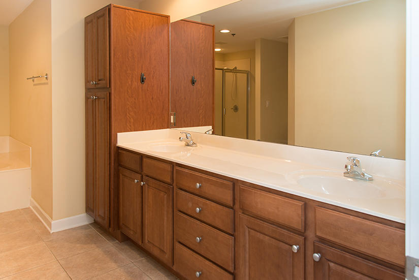 INDIANOLA ON THE WATER - Residential Lease