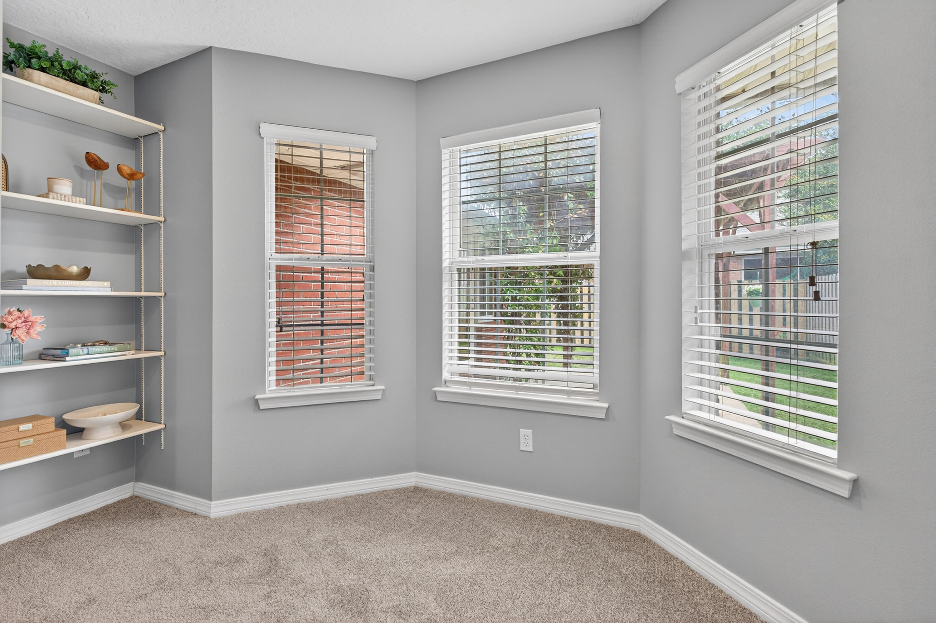 BRIDGEPORT COLONY - Residential