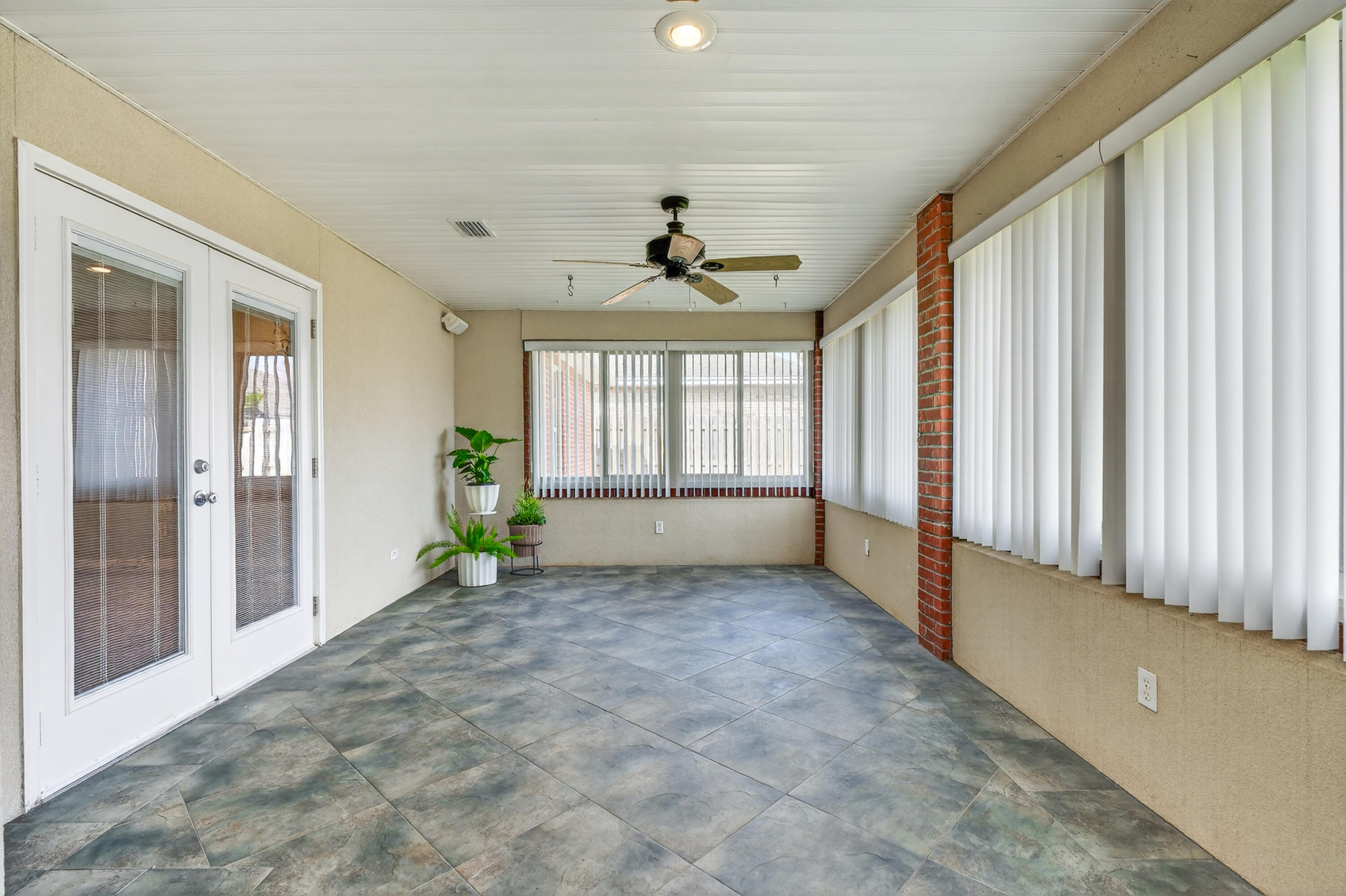 BRIDGEPORT COLONY - Residential