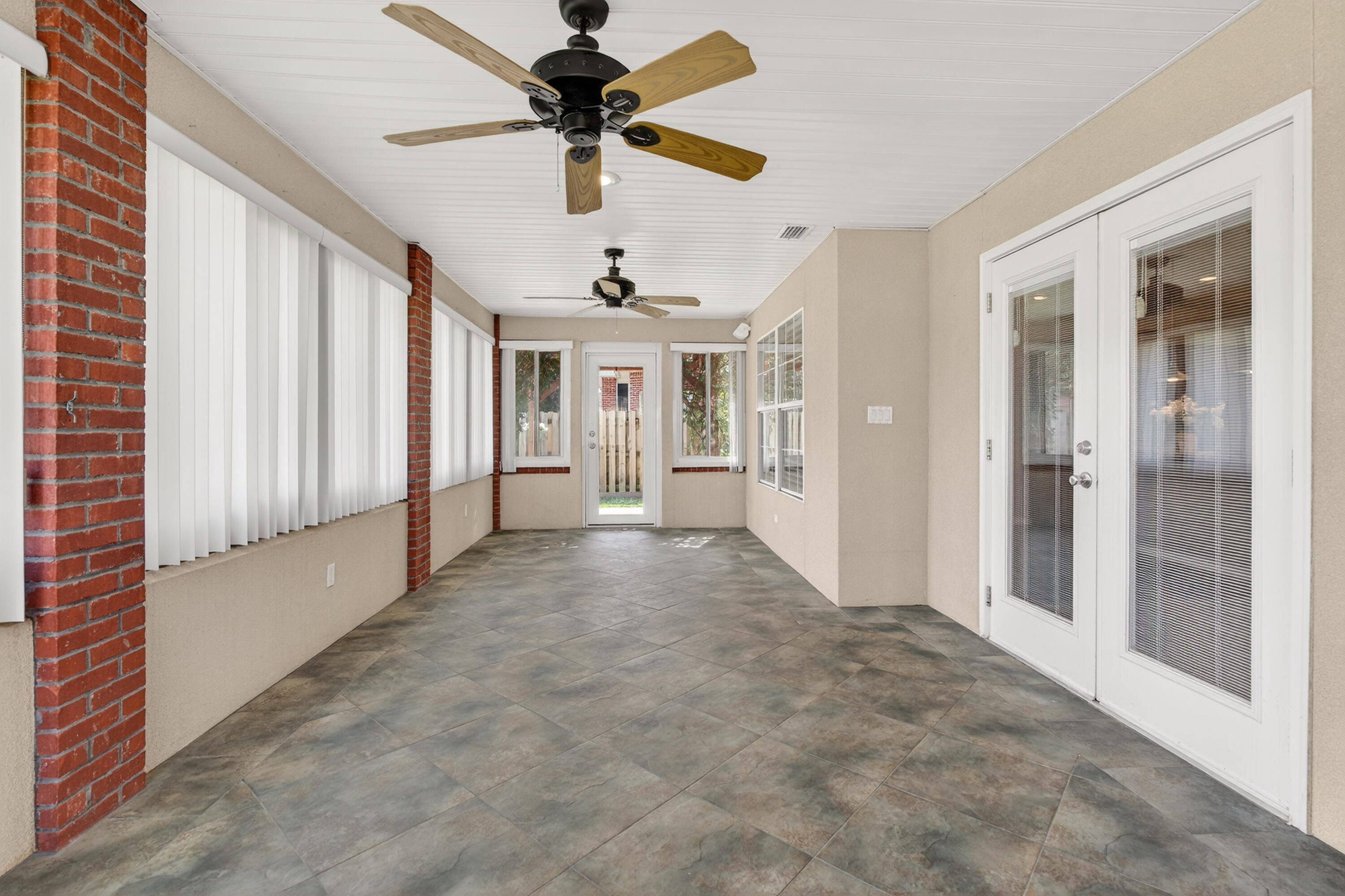 BRIDGEPORT COLONY - Residential