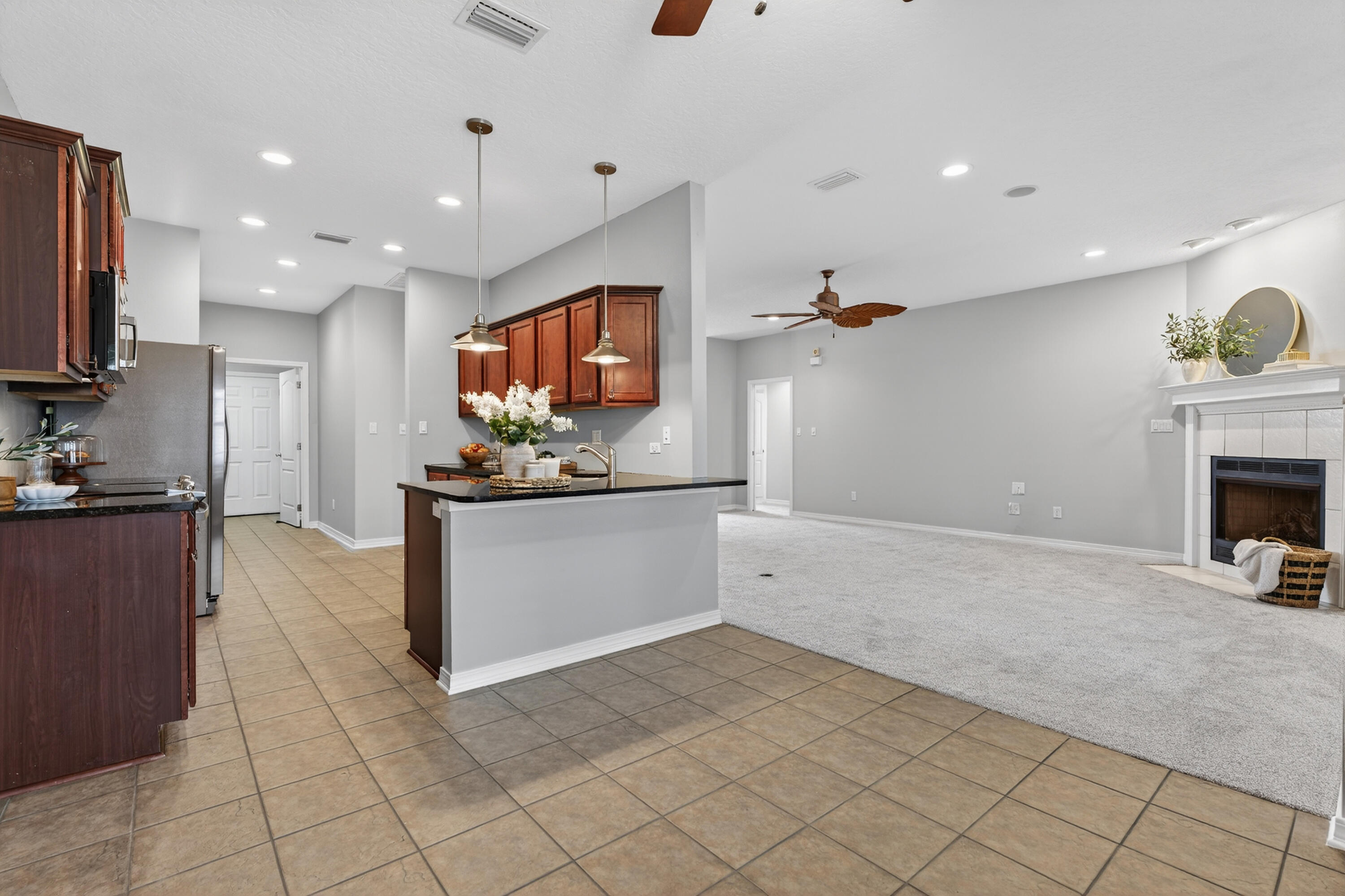 BRIDGEPORT COLONY - Residential