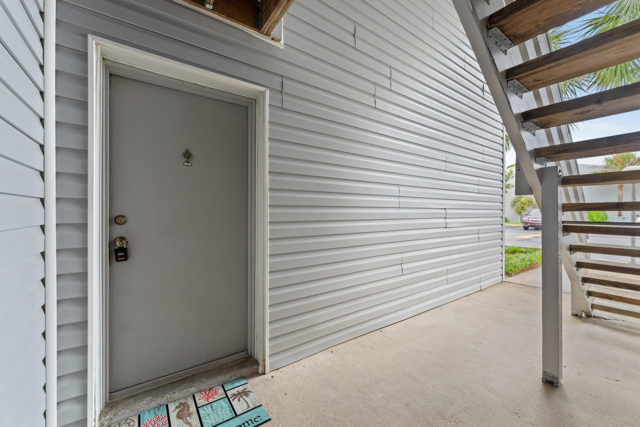 FINISTERRA CONDO - Residential