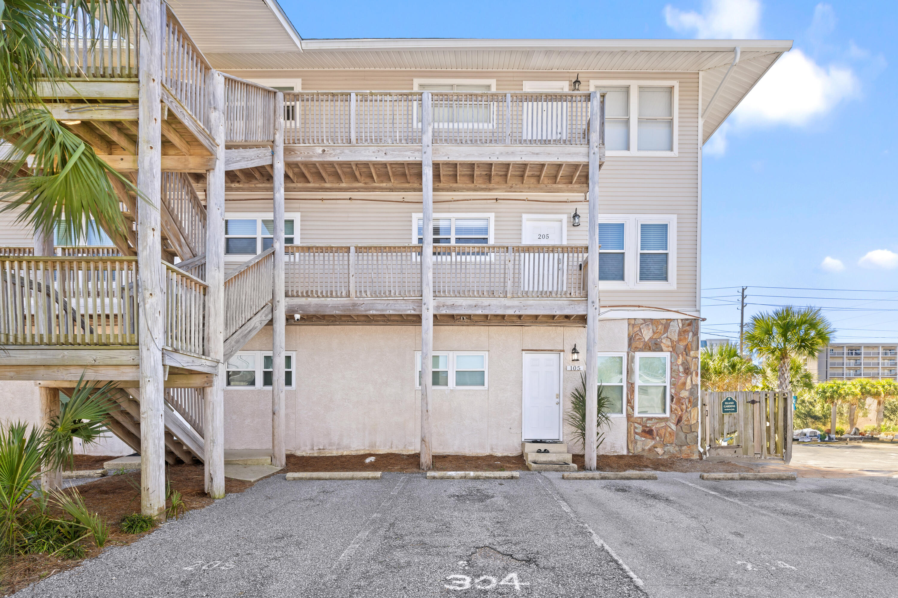ISLAND GARDENS CONDO - Residential