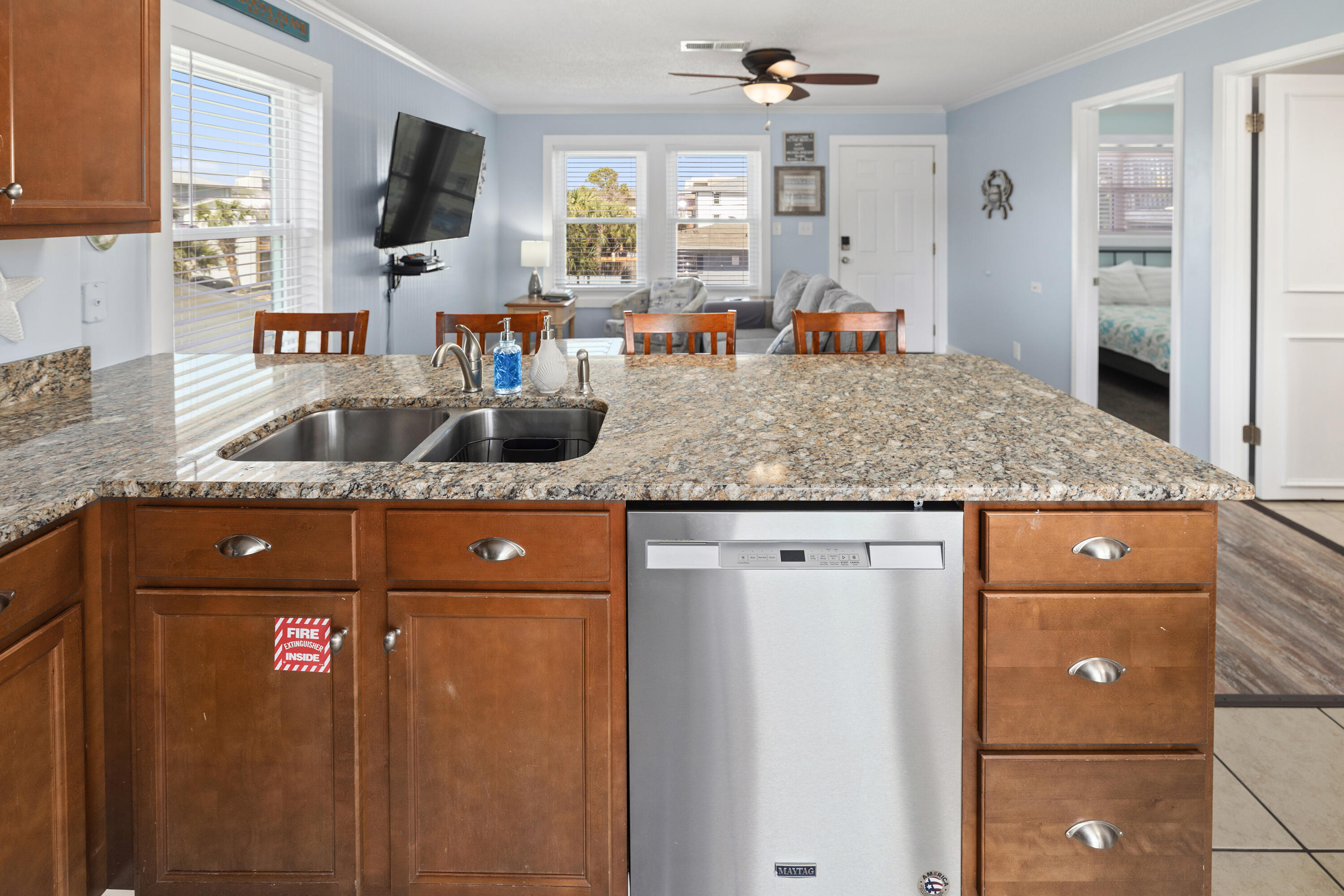 ISLAND GARDENS CONDO - Residential
