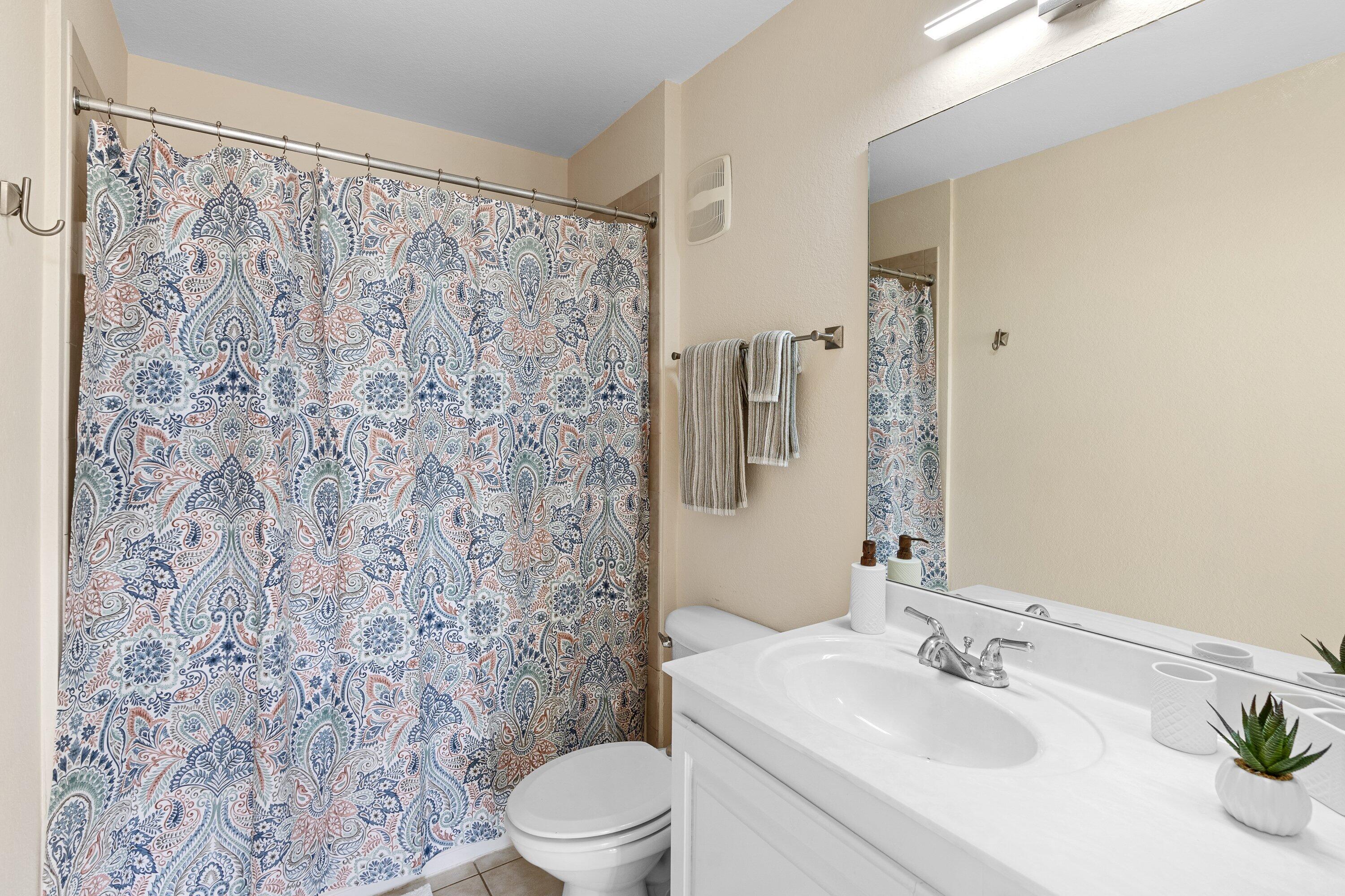 NAUTILUS CONDO - Residential