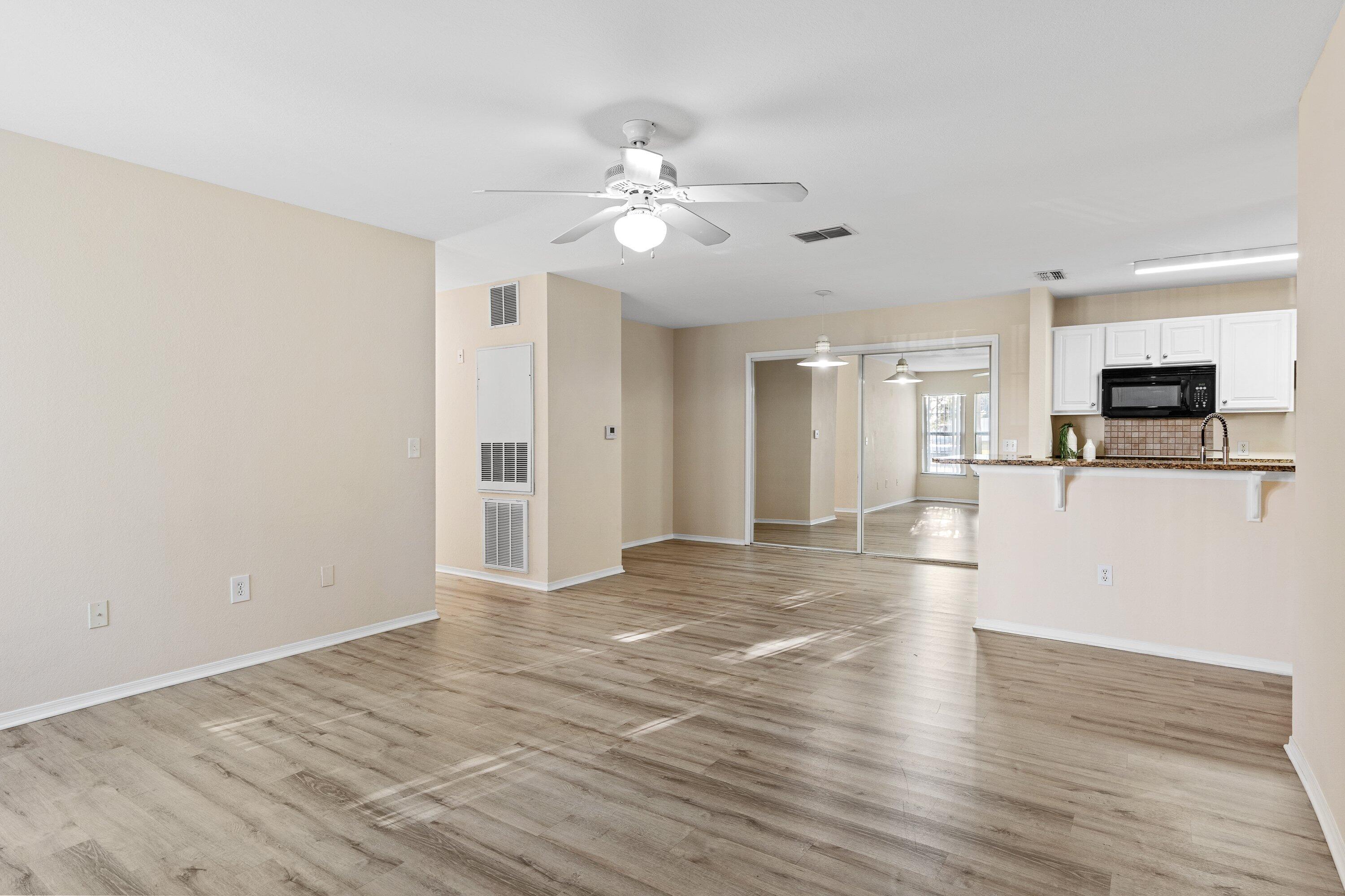 NAUTILUS CONDO - Residential