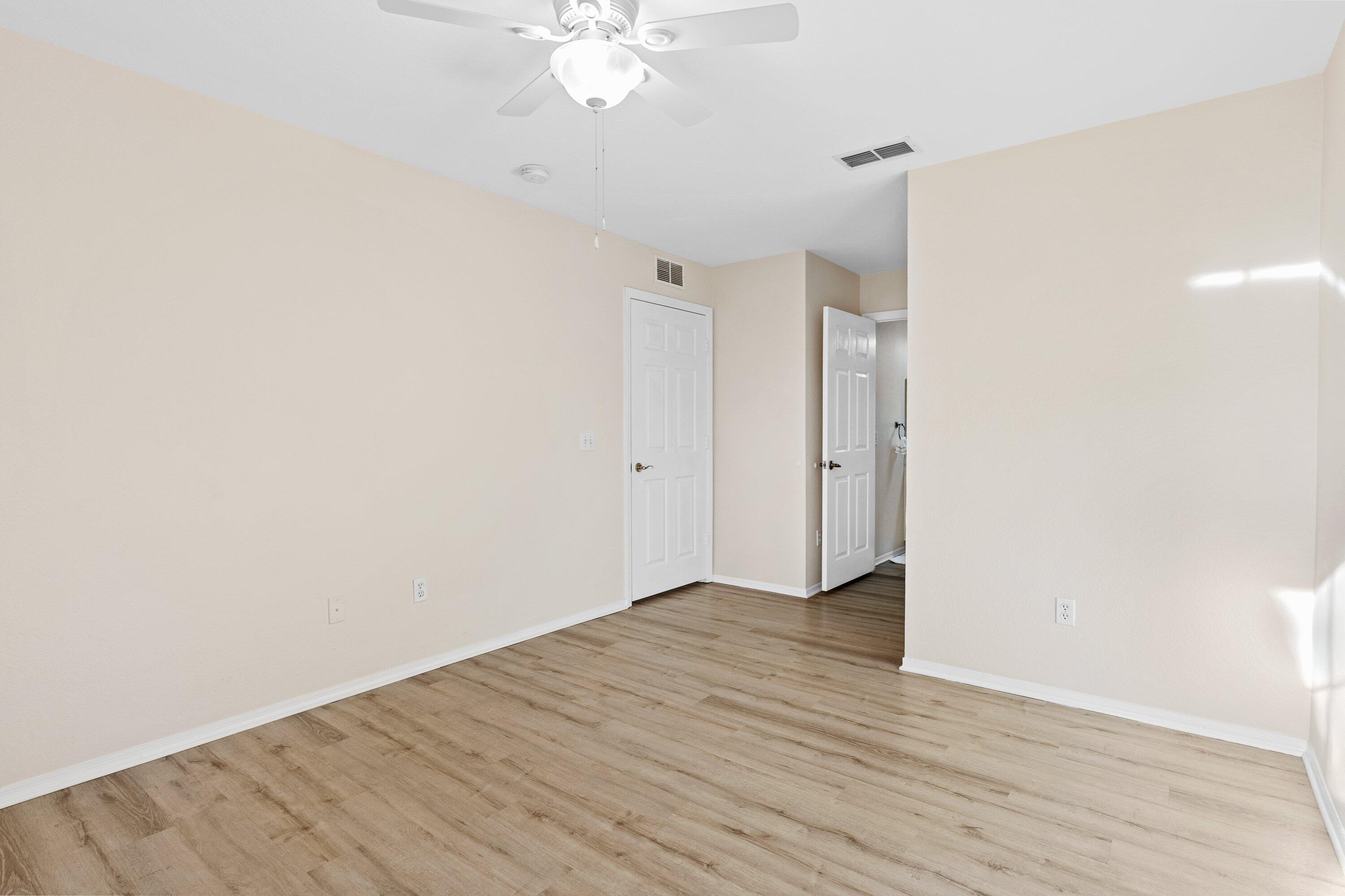 NAUTILUS CONDO - Residential