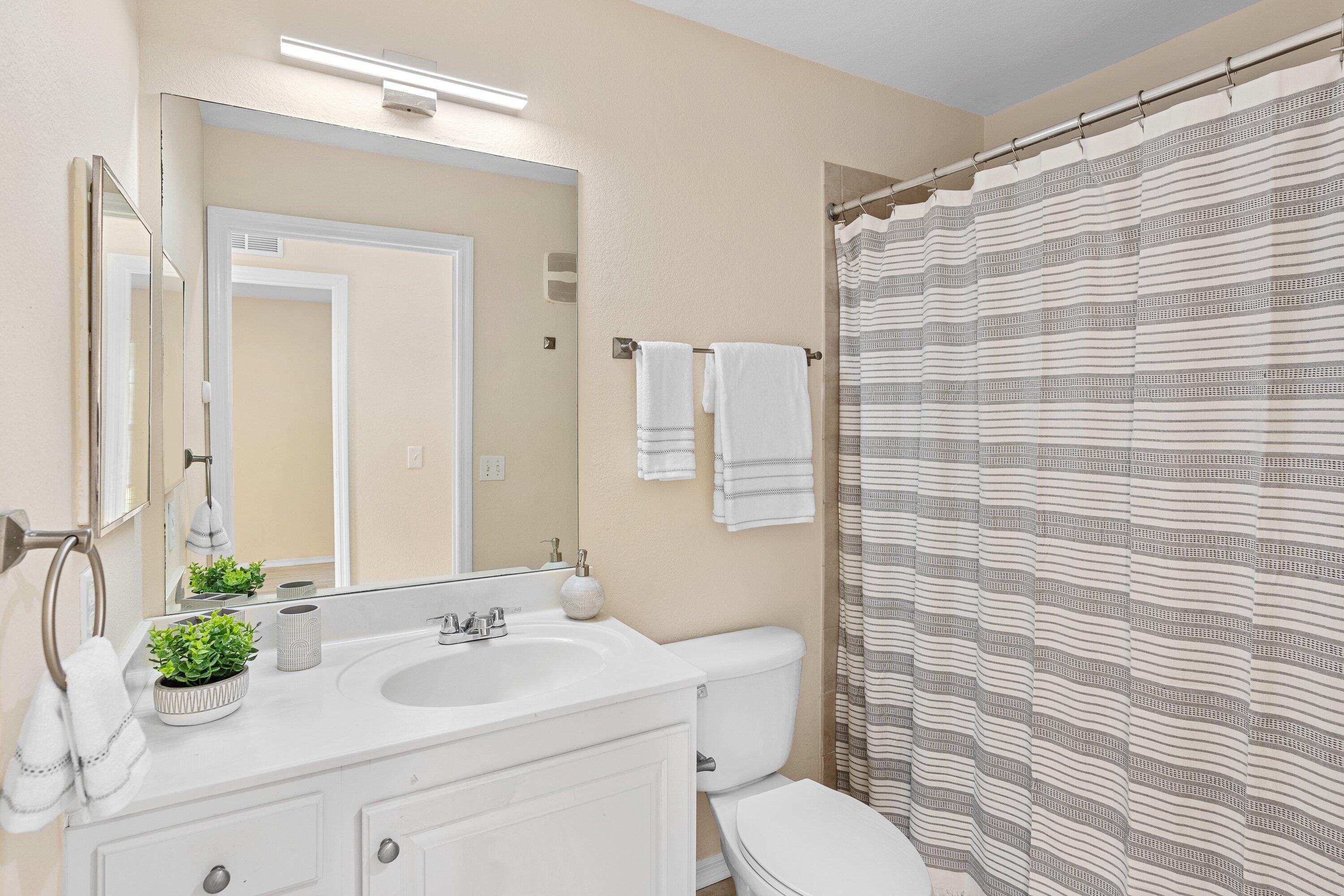 NAUTILUS CONDO - Residential