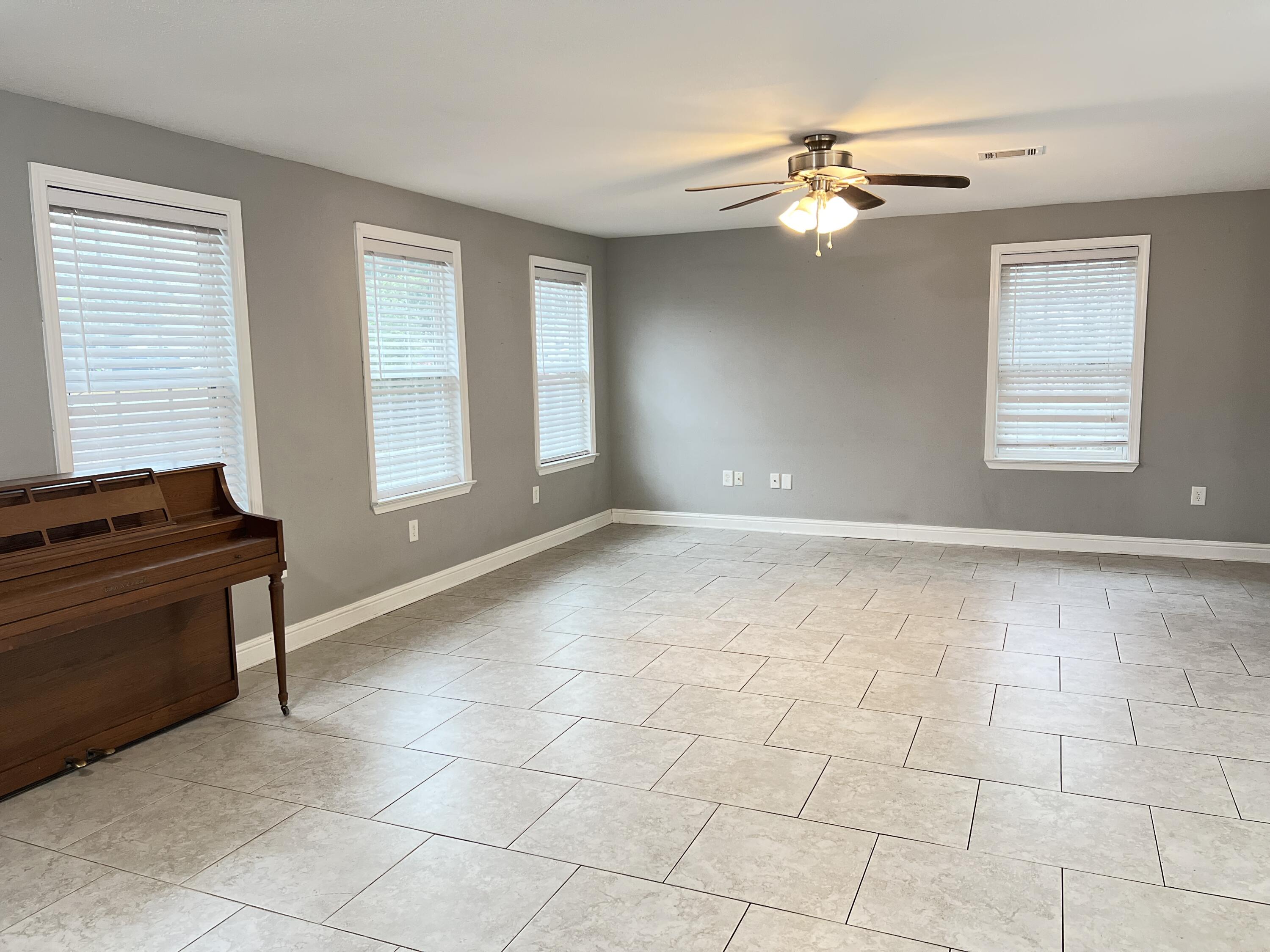 HIDDEN GLEN - Residential