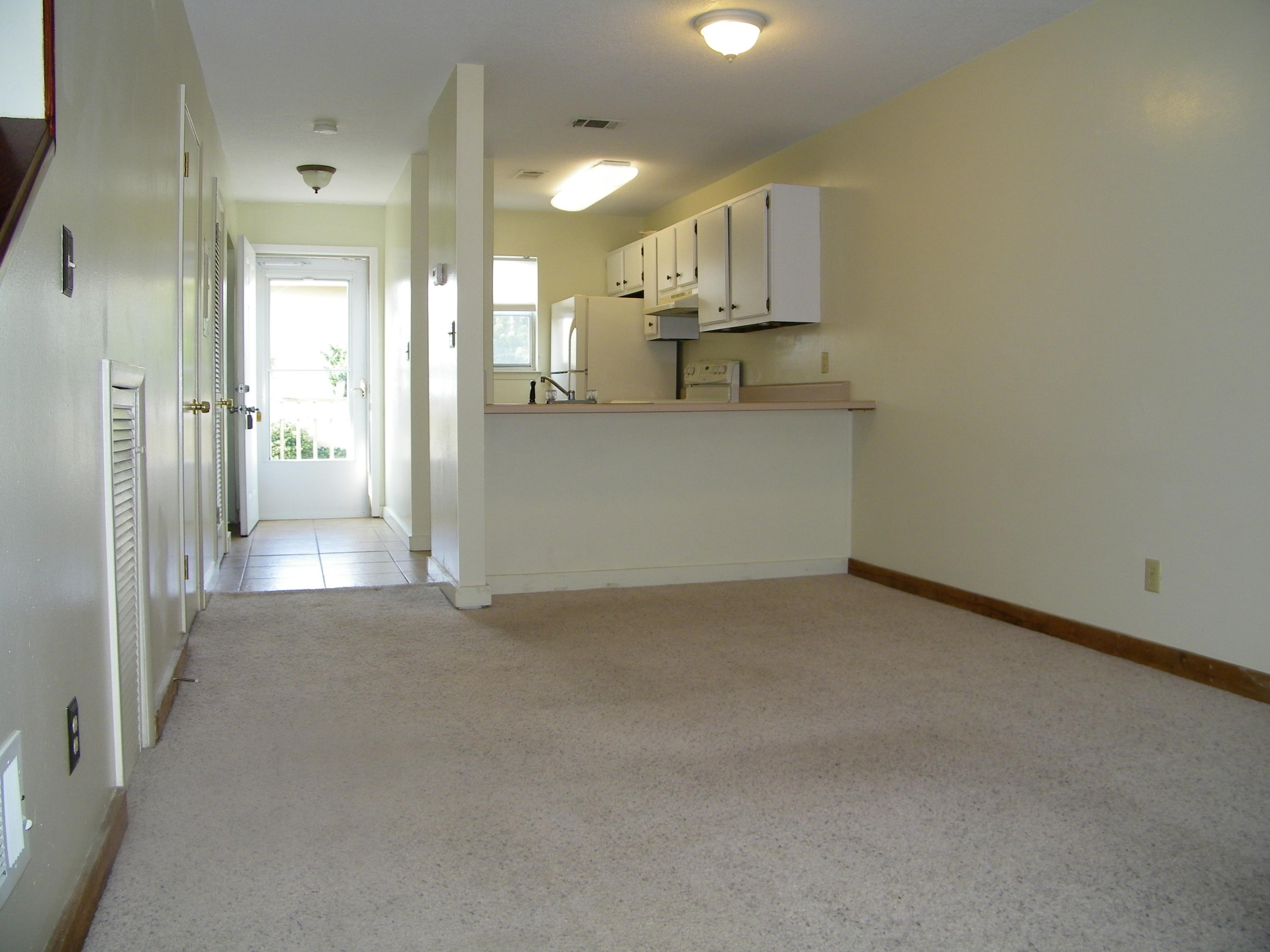 ISLAND BREEZE CONDO - Residential Lease