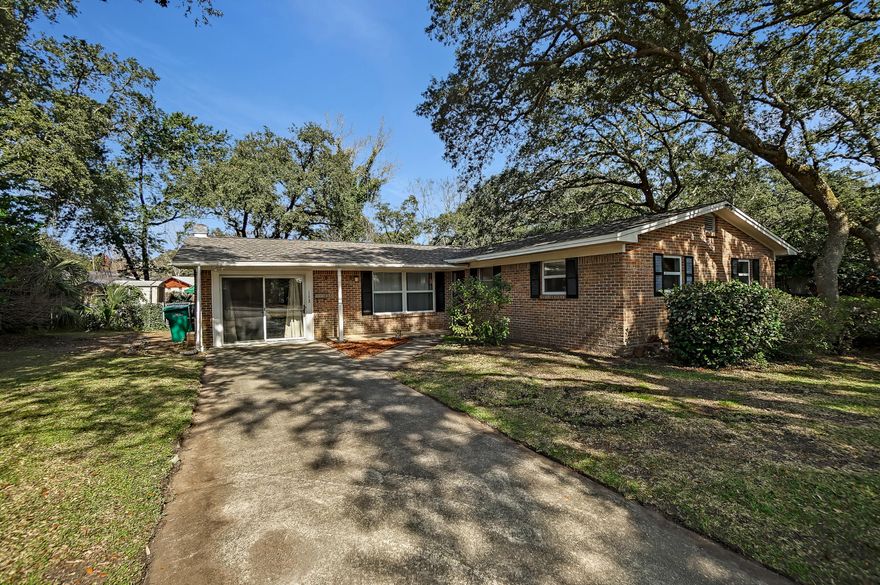 In the Heart of FWB, only 10 minutes away from the water and situated between Eglin and Hurlburt air force base. This property has a new roof, copper wiring, new windows, all new flooring, and an updated kitchen. Beautifully done, with hard wood soft close cabinets, and quartz countertops. Plenty of size for any family with a bonus room that could easily be converted to a 4th bedroom. Don't miss your chance to see this property.