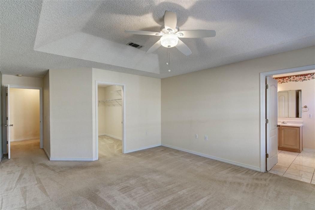 LIGHTHOUSE POINTE - Residential