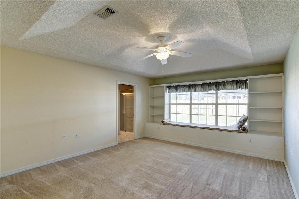 LIGHTHOUSE POINTE - Residential