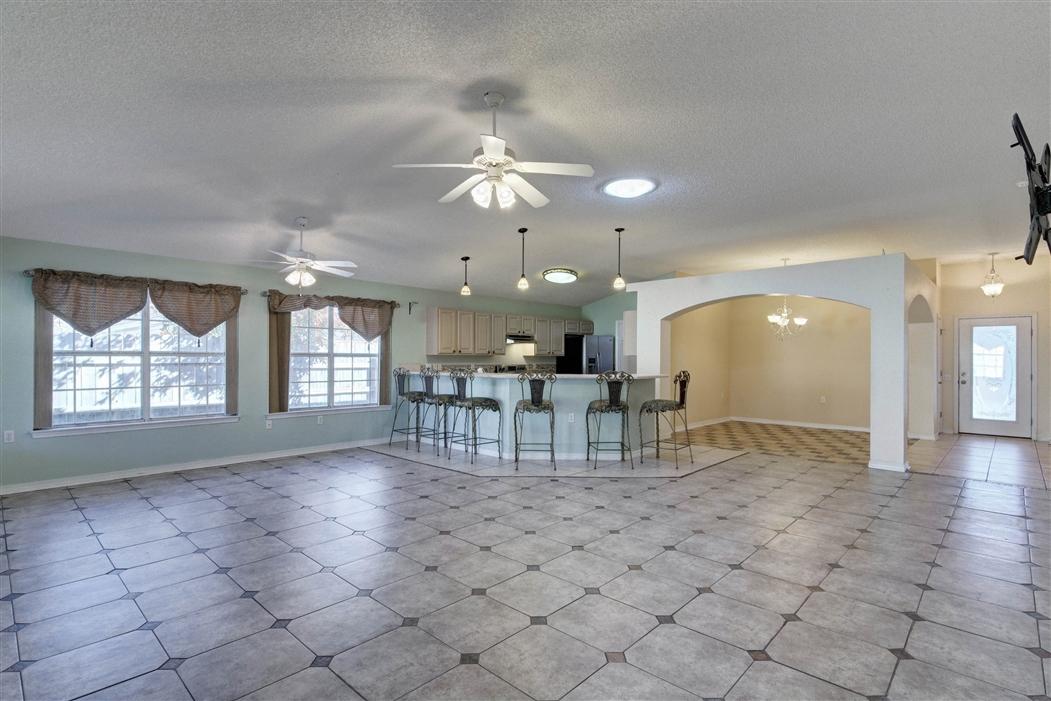 LIGHTHOUSE POINTE - Residential
