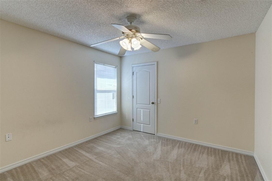LIGHTHOUSE POINTE - Residential