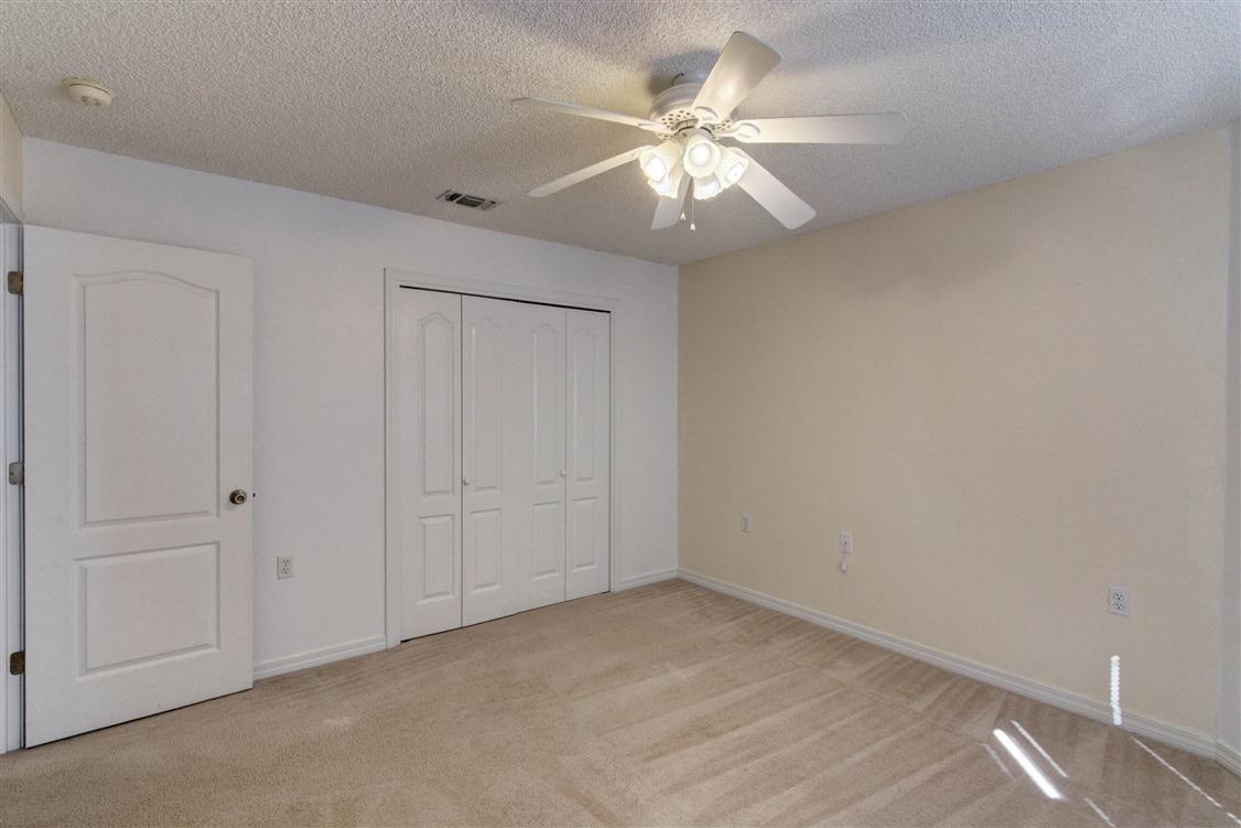 LIGHTHOUSE POINTE - Residential