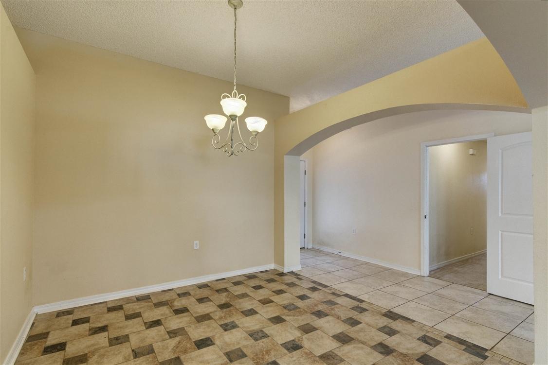 LIGHTHOUSE POINTE - Residential