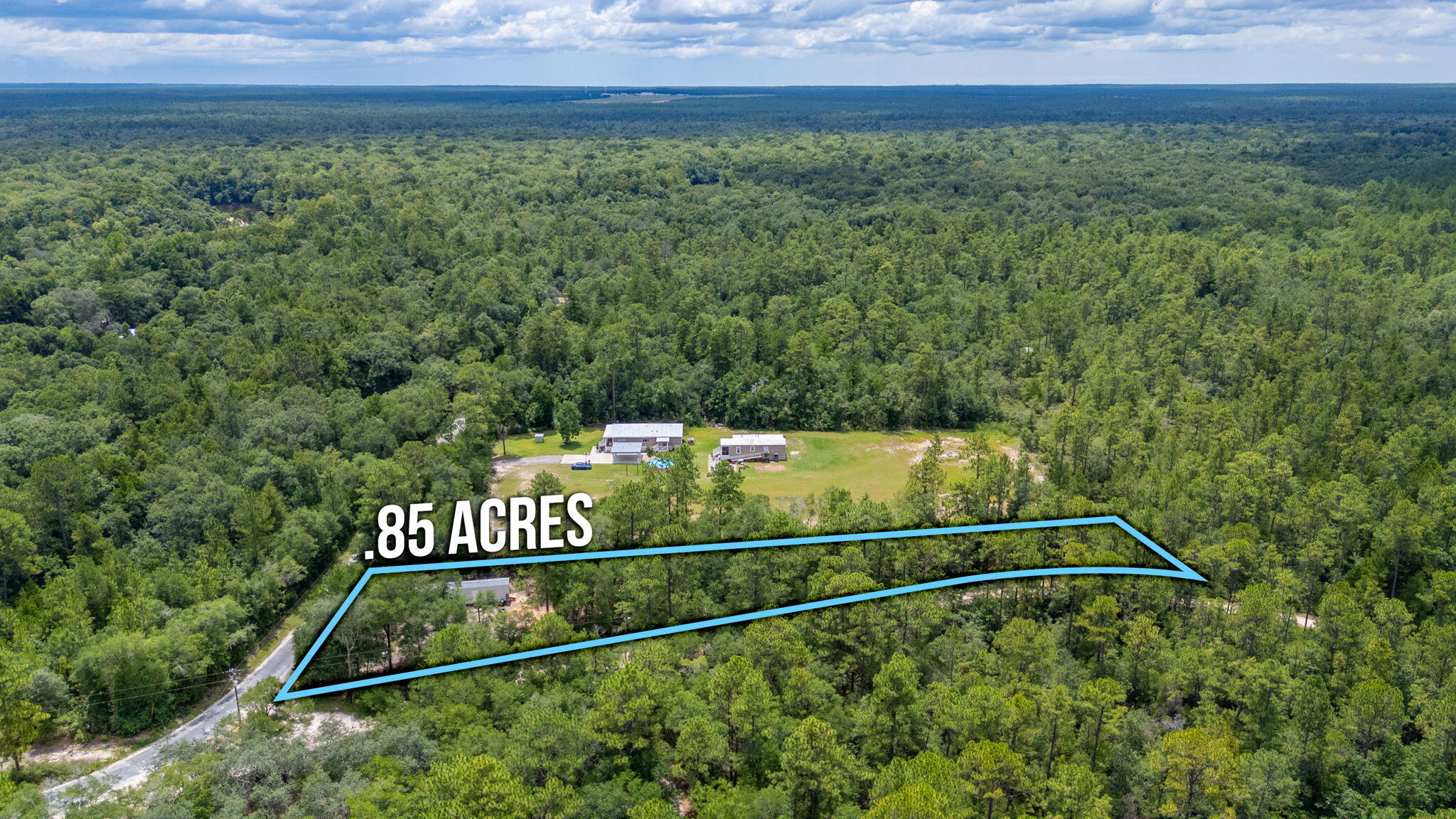 Charming Country Living Near the Yellow River!Looking for the perfect blend of peace, privacy, and outdoor adventure? This charming mobile home sits on a spacious .85-acre rural lot, just 1 mile from the Guest Lake Park boat ramp on the scenic Yellow River--ideal for fishing, boating, kayaking, and enjoying nature.Whether you're searching for a starter home, a place to downsize, or an affordable Florida getaway, this property checks all the boxes. Inside, you'll find a cozy and functional layout, while outside, there's plenty of room for gardening, pets, or simply soaking in the quiet country setting.Conveniently located just 2.5 miles from the interstate, making your commute to town, work, or weekend travel a breeze.Affordable. Peaceful. Outdoorsy. This one won't last long