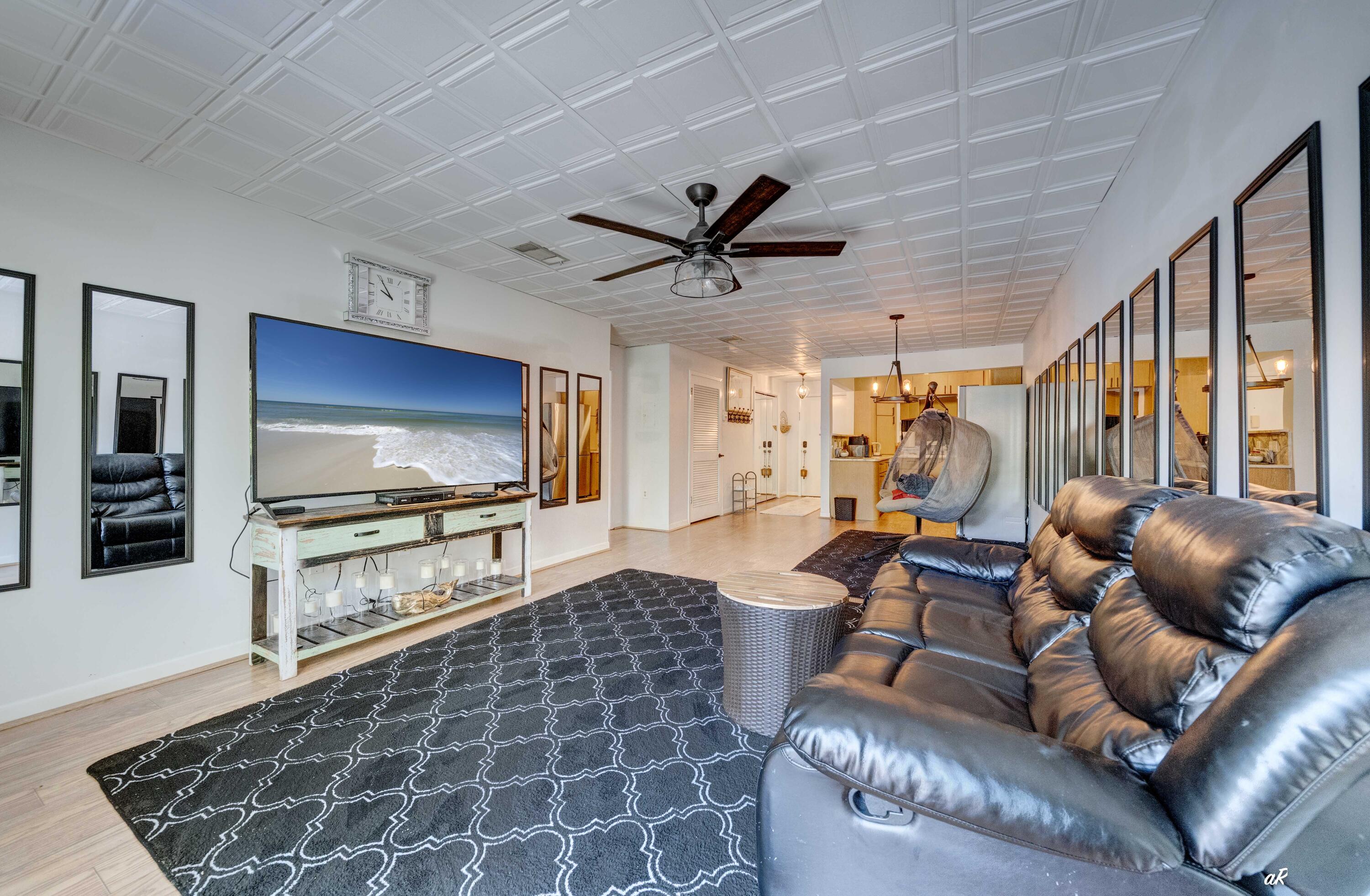 Bay Club Condo Ph 1 - Residential