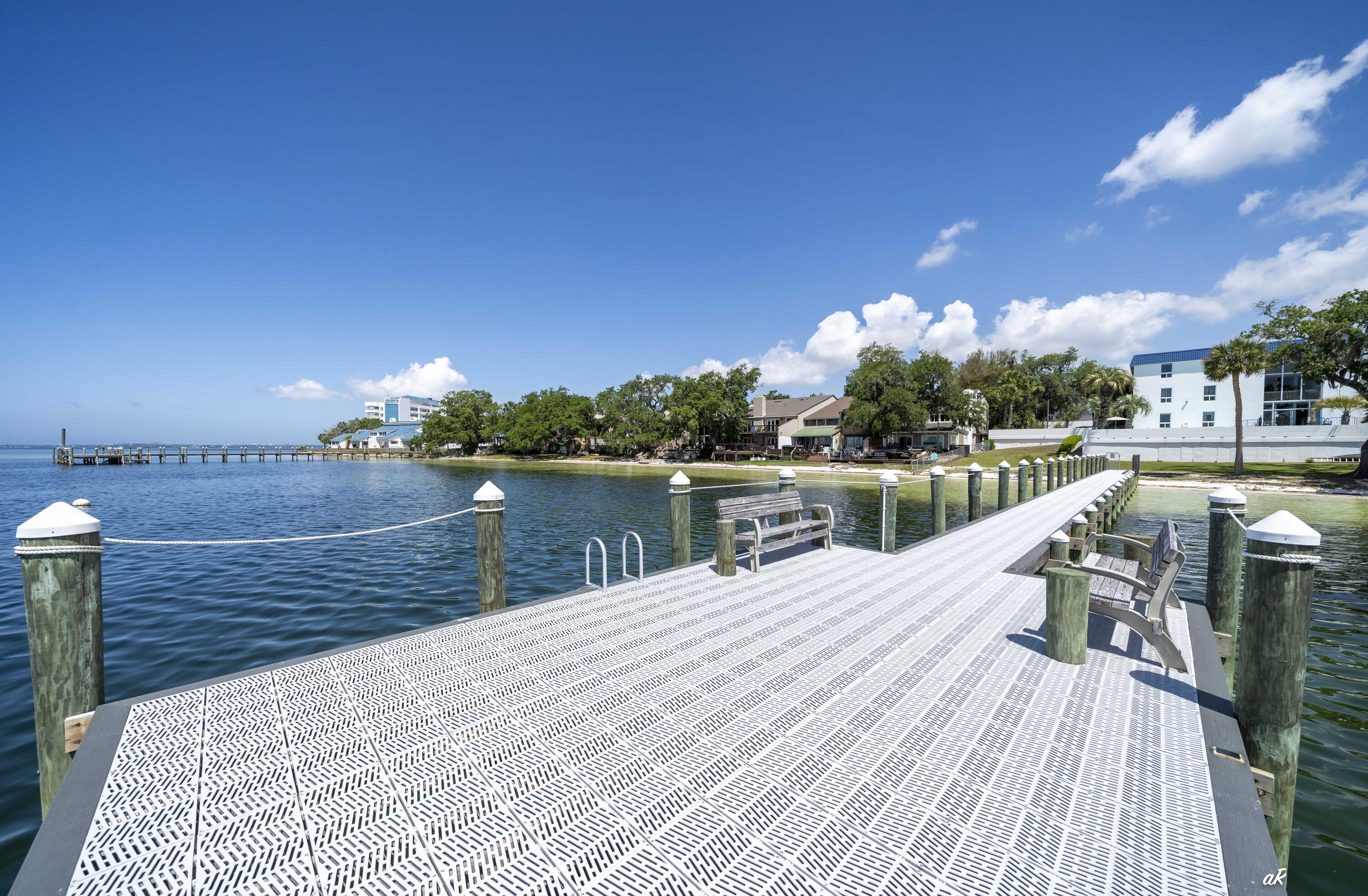 Bay Club Condo Ph 1 - Residential