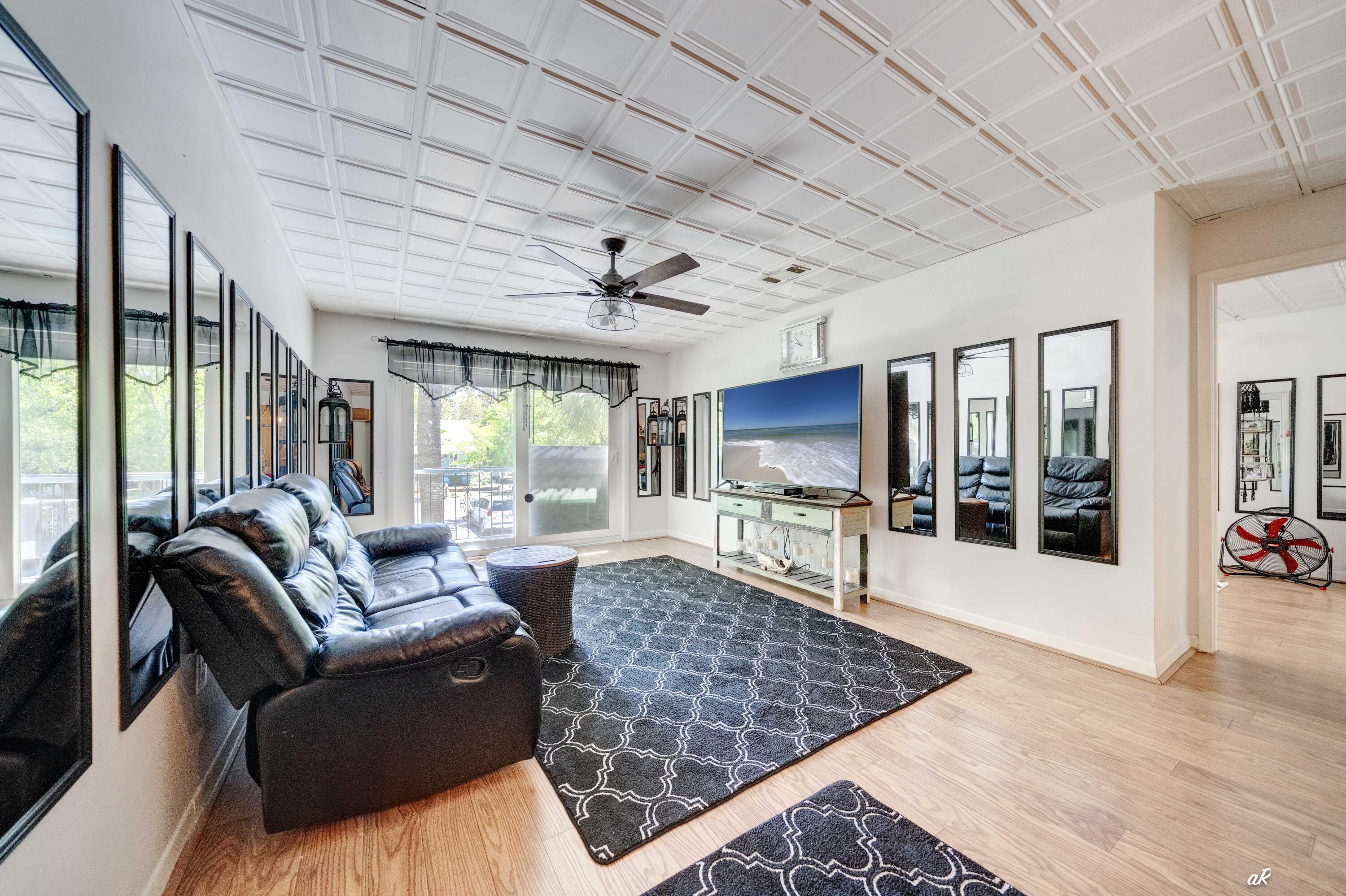Bay Club Condo Ph 1 - Residential