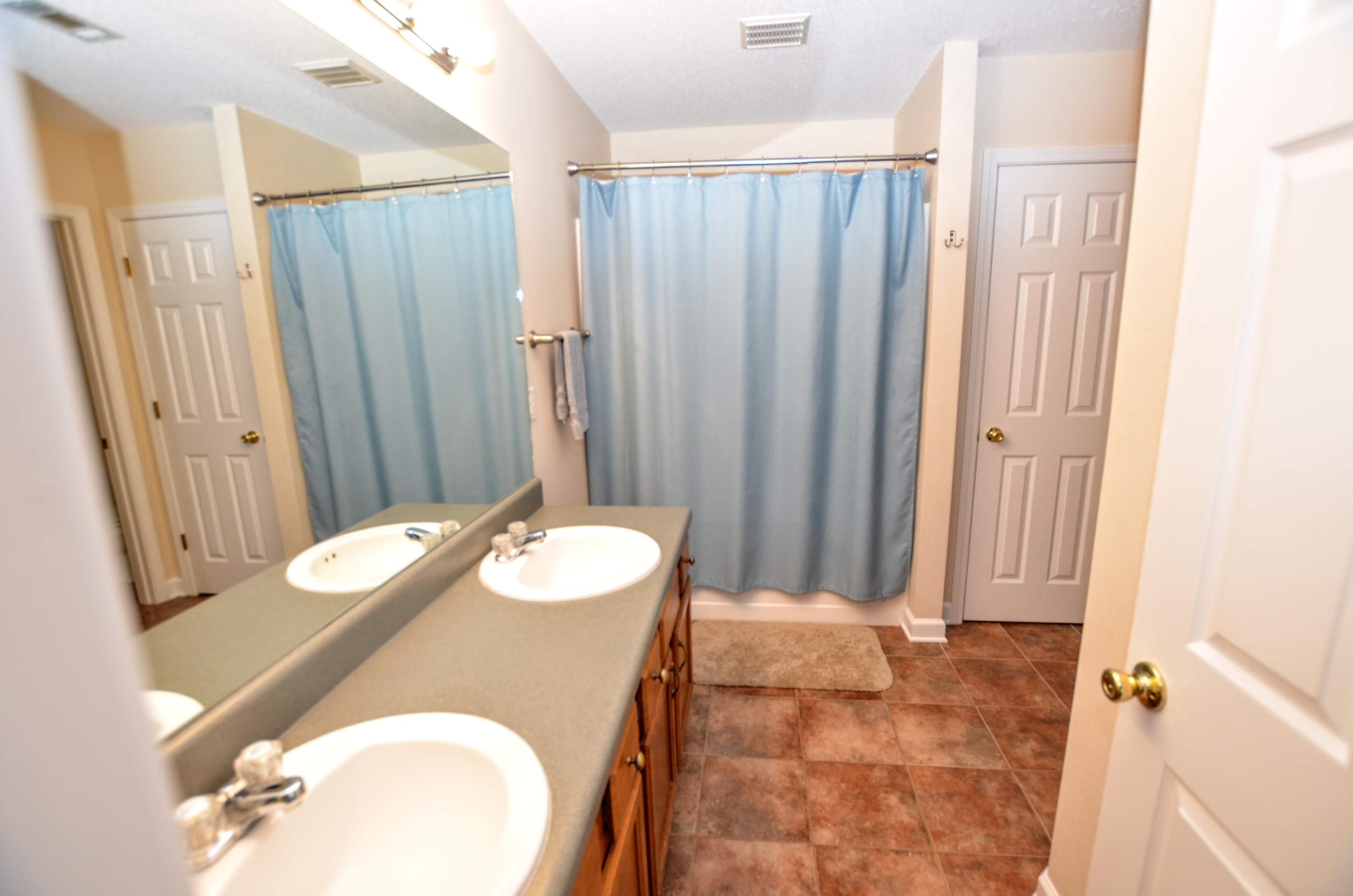 THE PINES - Residential