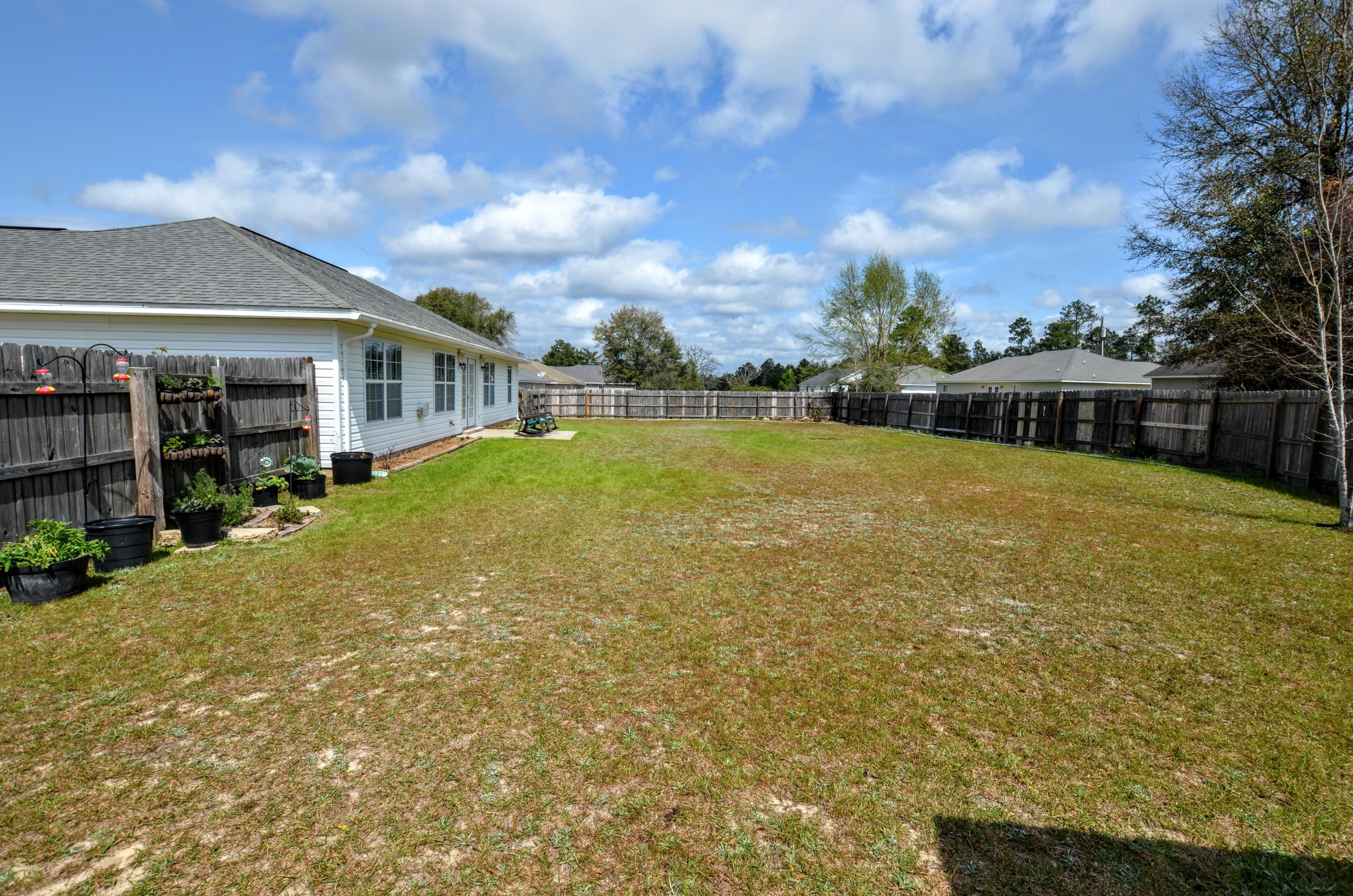 THE PINES - Residential