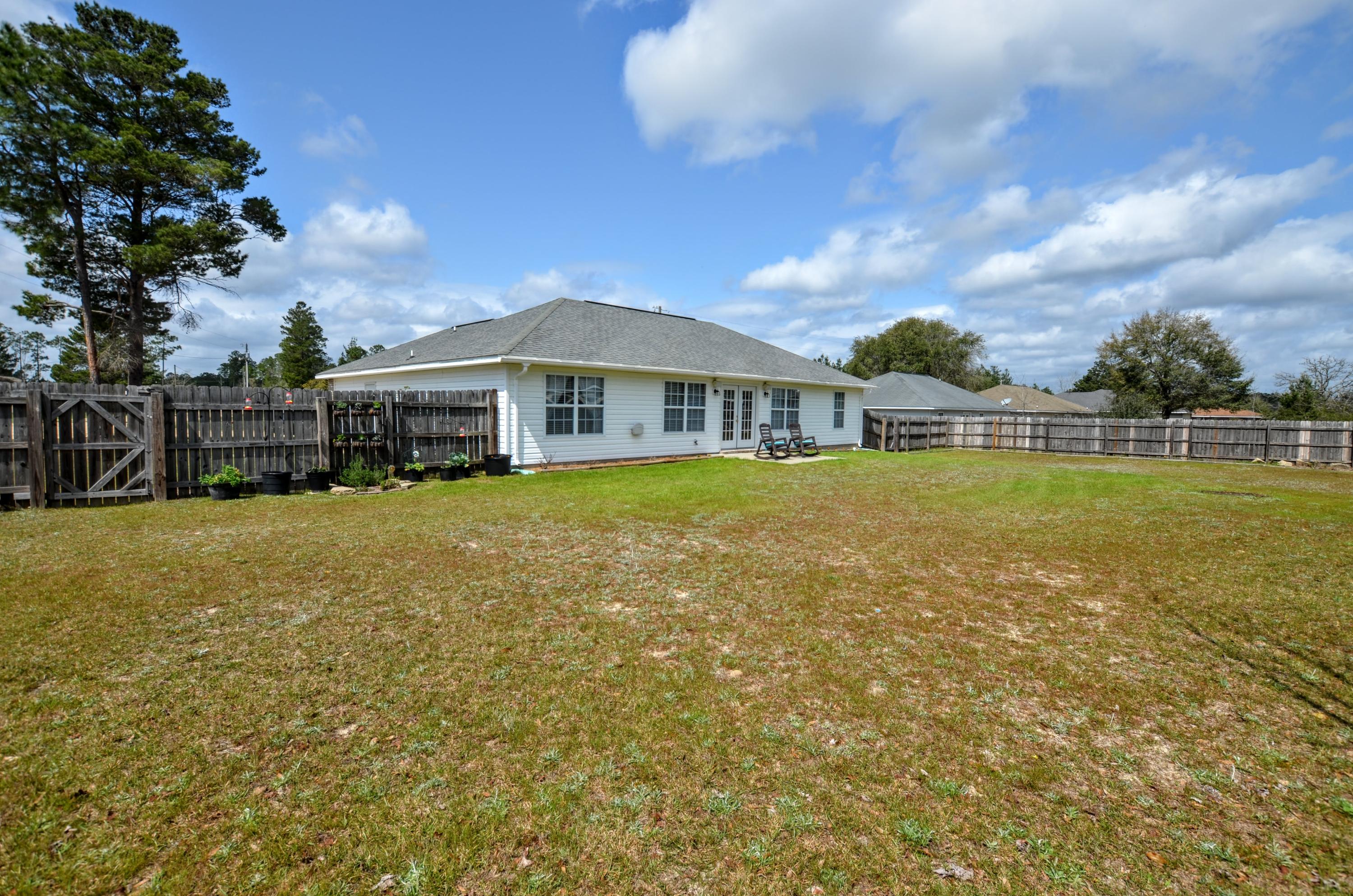 THE PINES - Residential