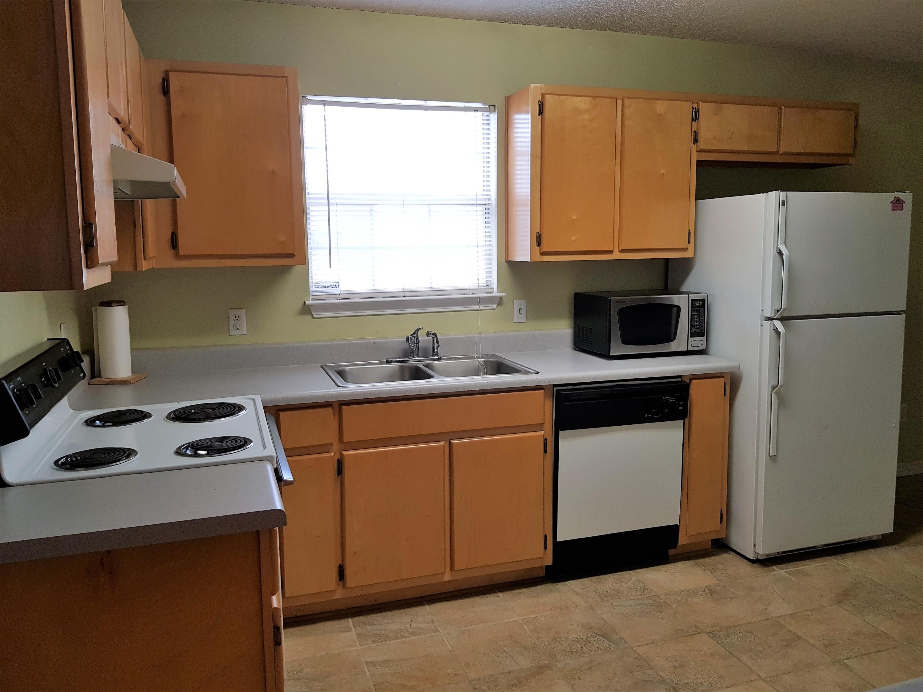 HOLLEY BY THE SEA - Residential