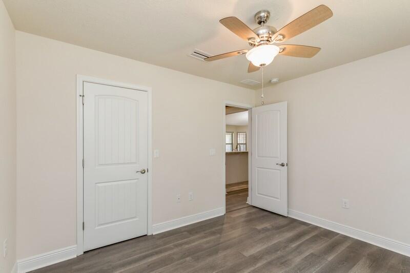 ZACHARY ESTATES - Residential