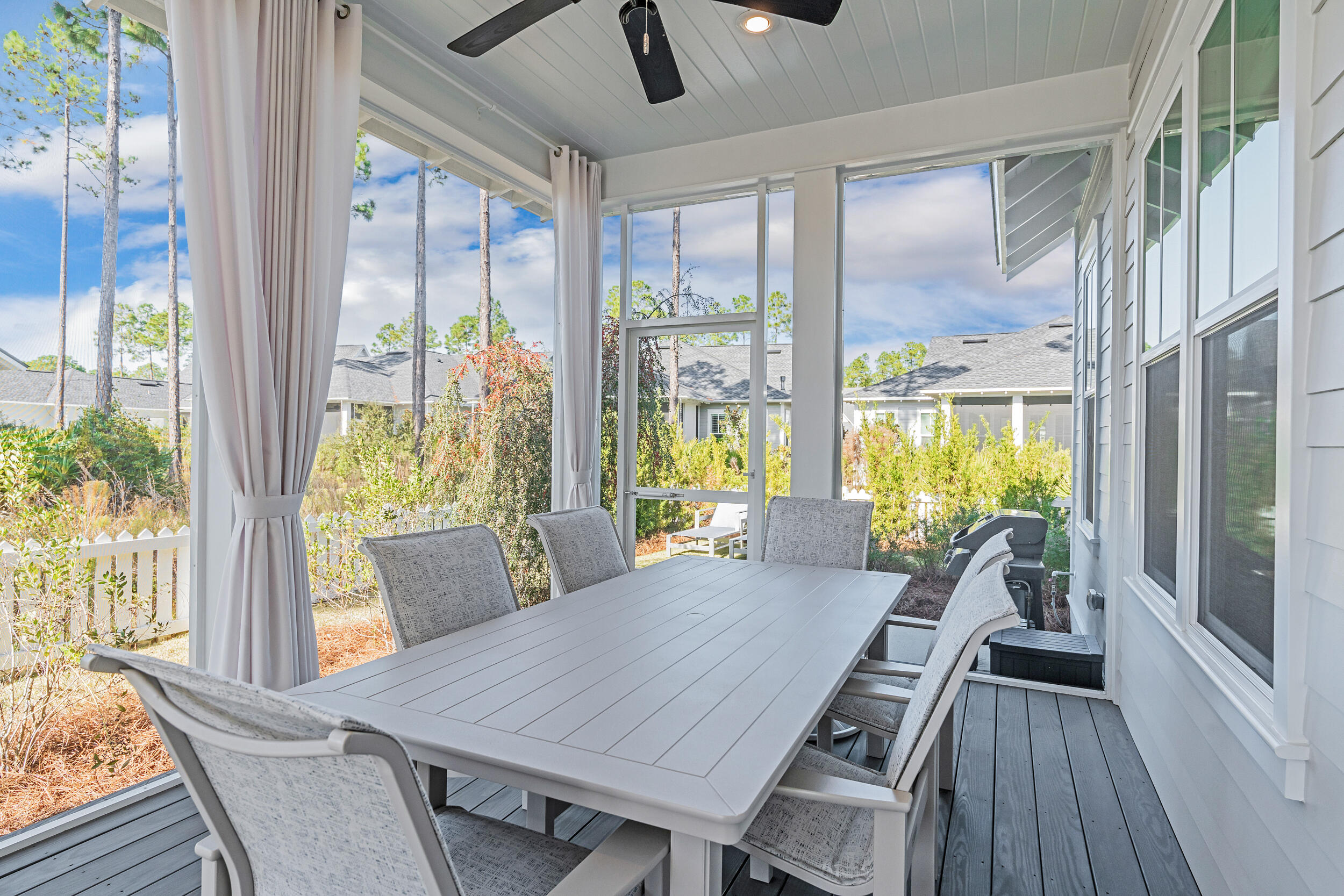 WATERSOUND ORIGINS - Residential