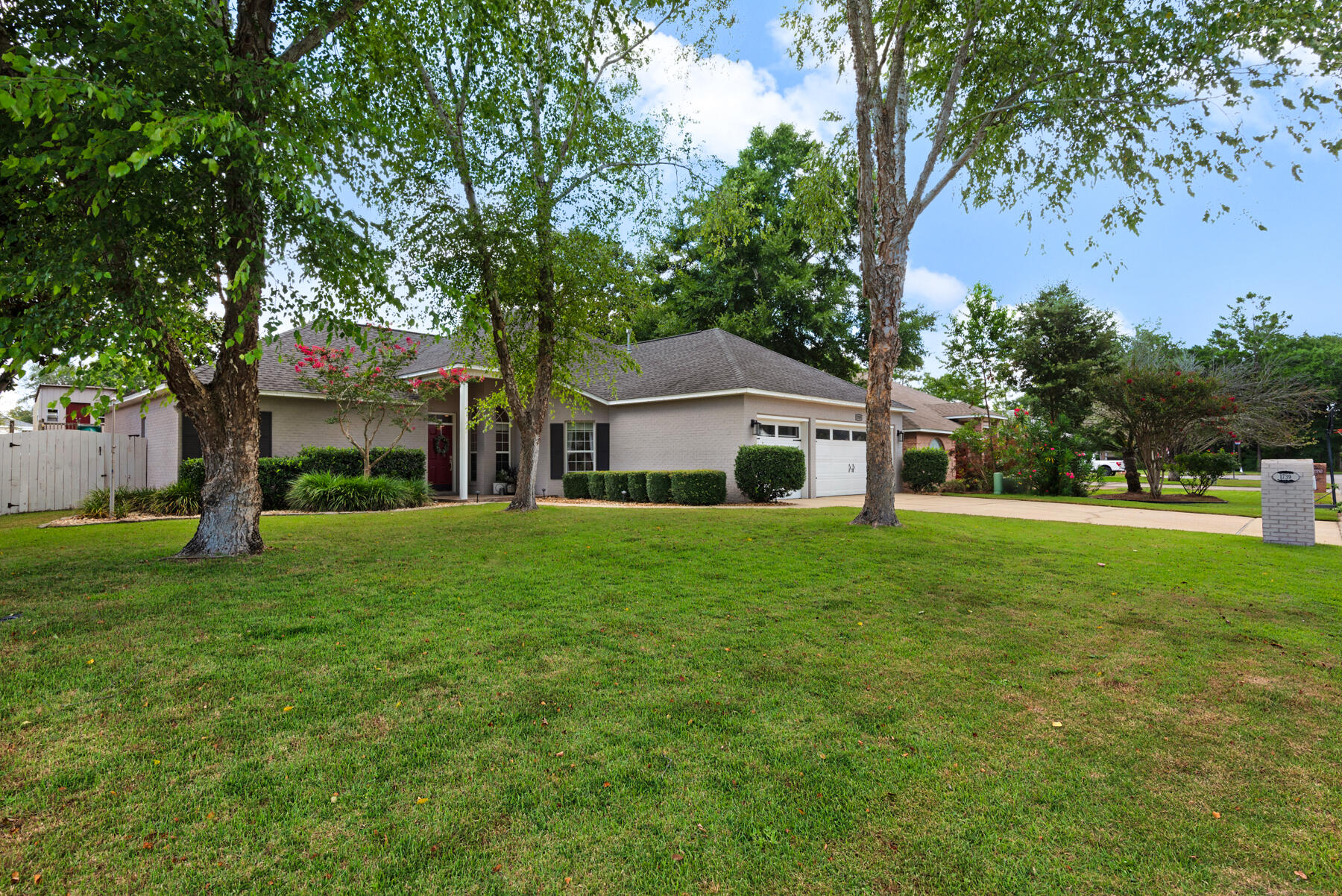 MAGNOLIA FOREST S/D - Residential