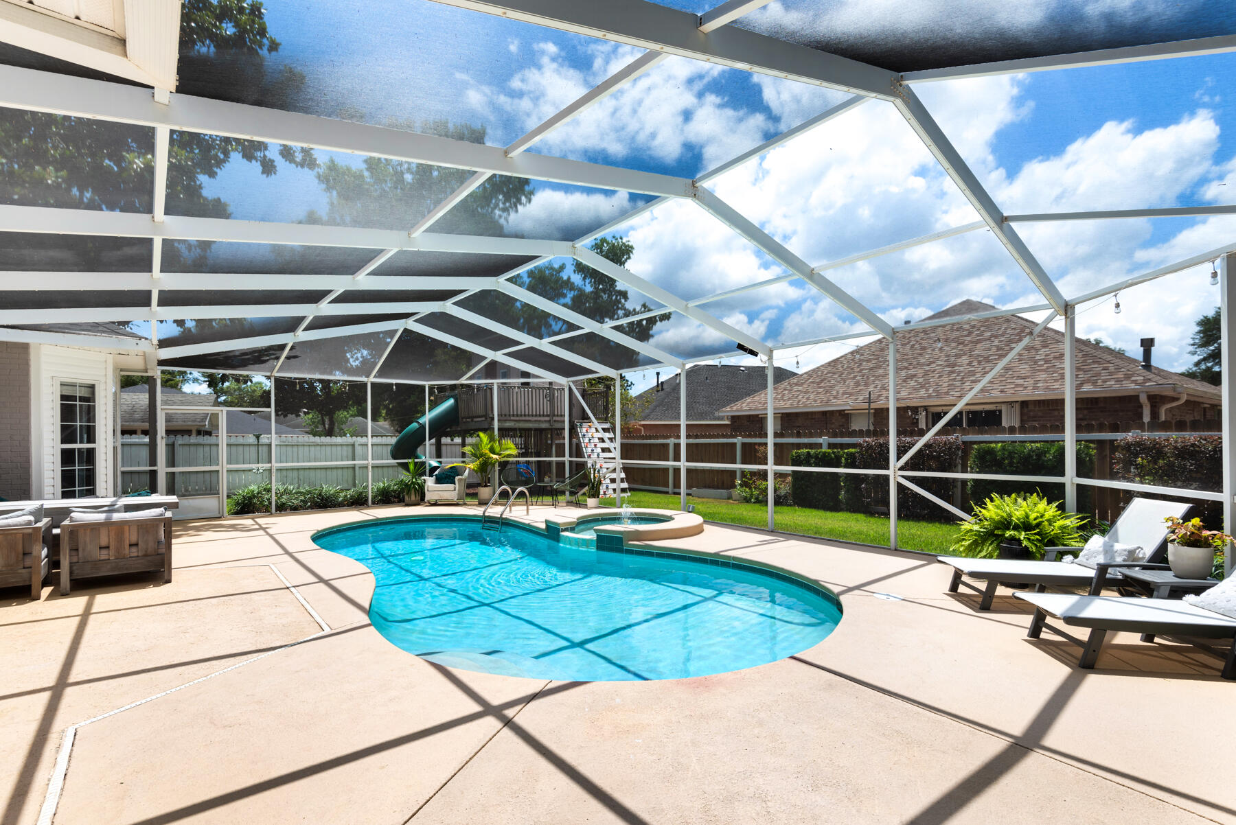 MAGNOLIA FOREST S/D - Residential