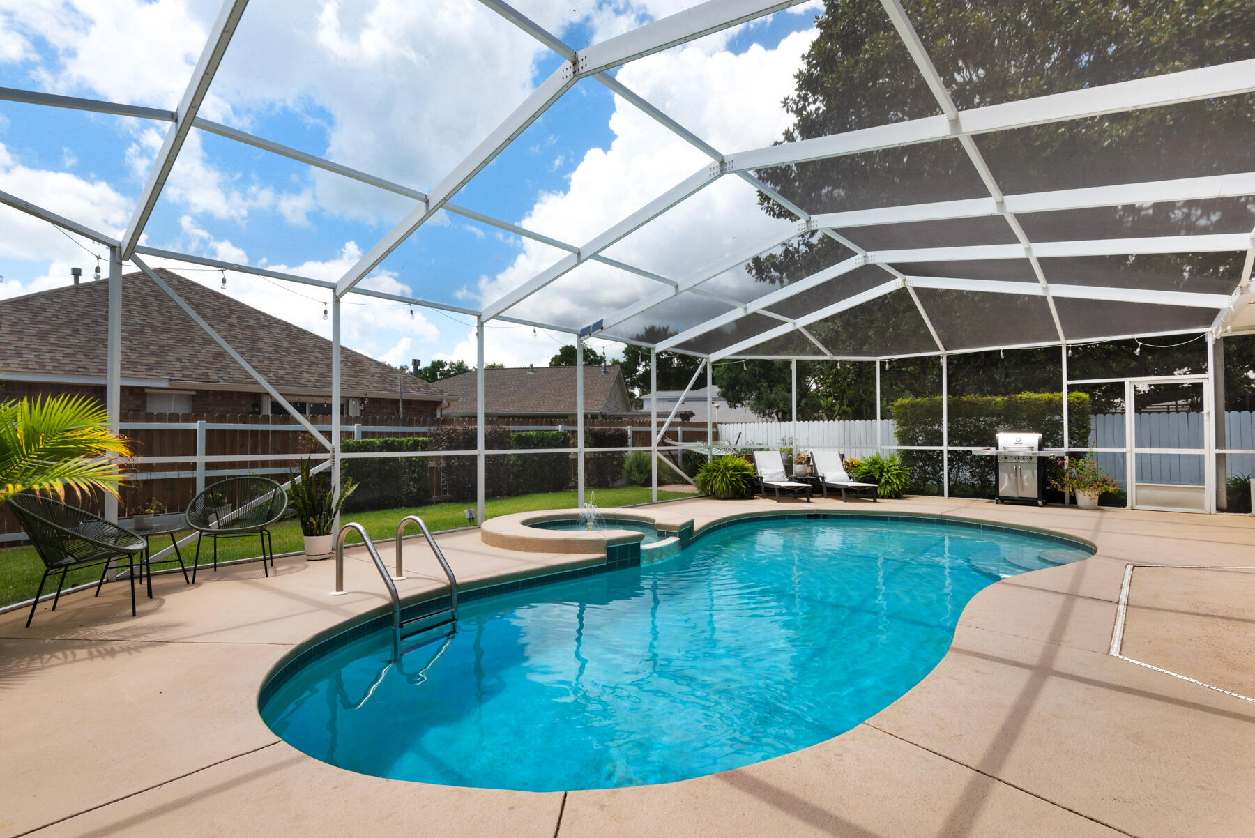 MAGNOLIA FOREST S/D - Residential