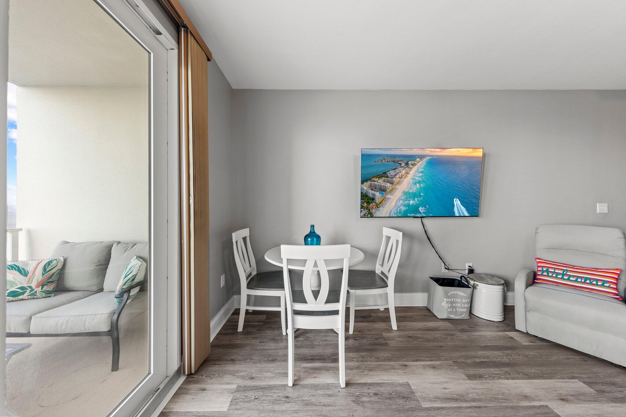 Laketown Wharf - Residential