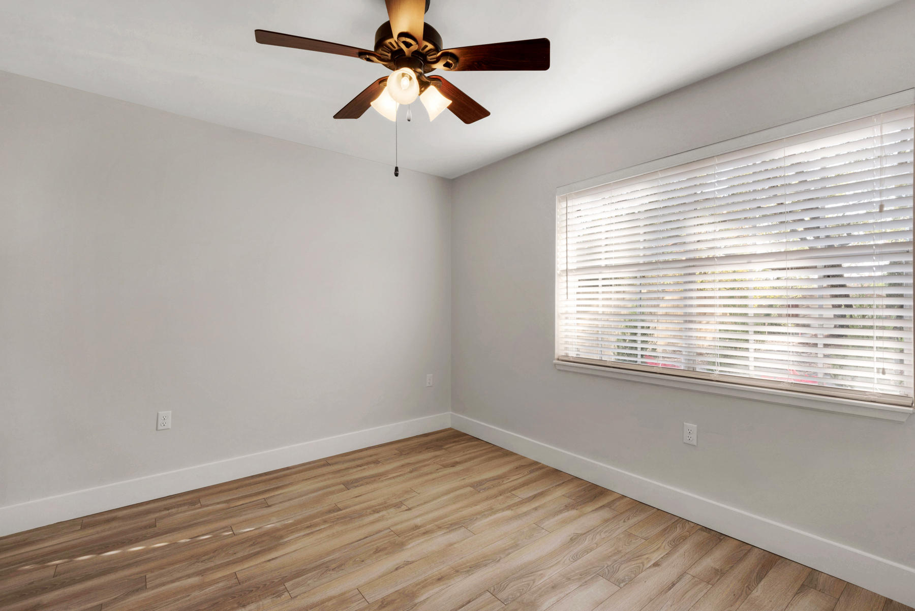 PALM ESTATES UNIT 2 - Residential