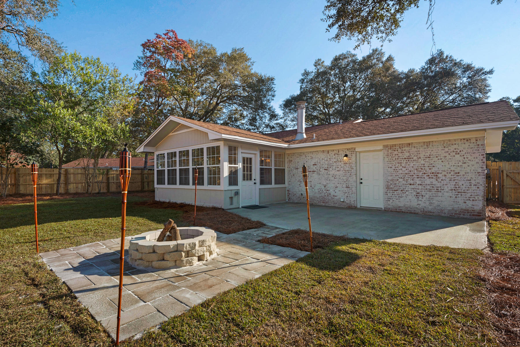 PALM ESTATES UNIT 2 - Residential