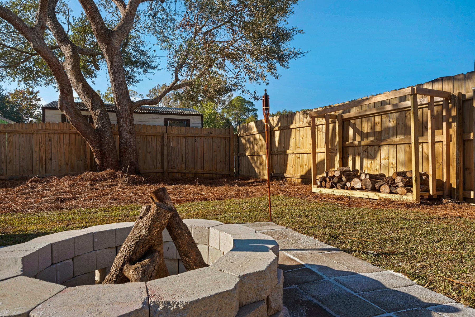 PALM ESTATES UNIT 2 - Residential