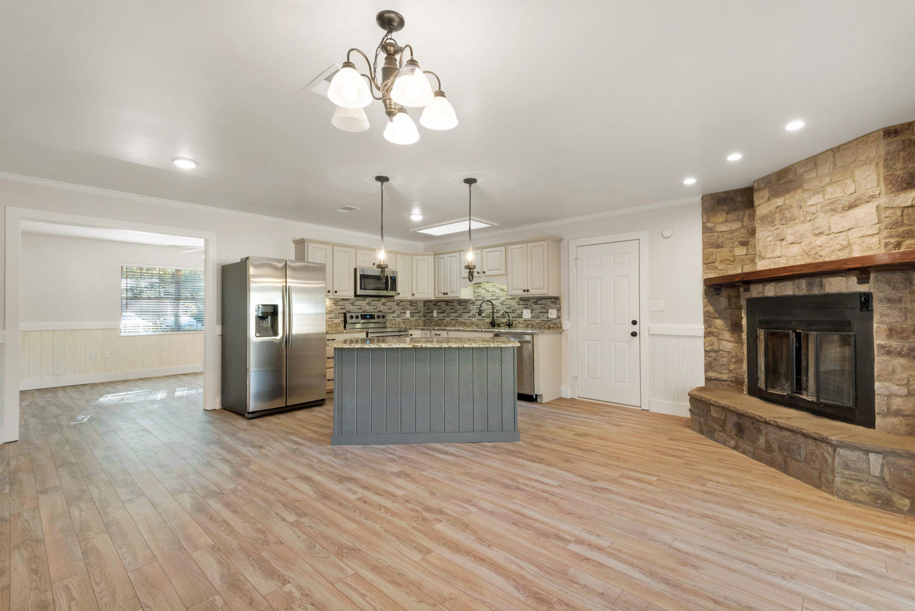 PALM ESTATES UNIT 2 - Residential