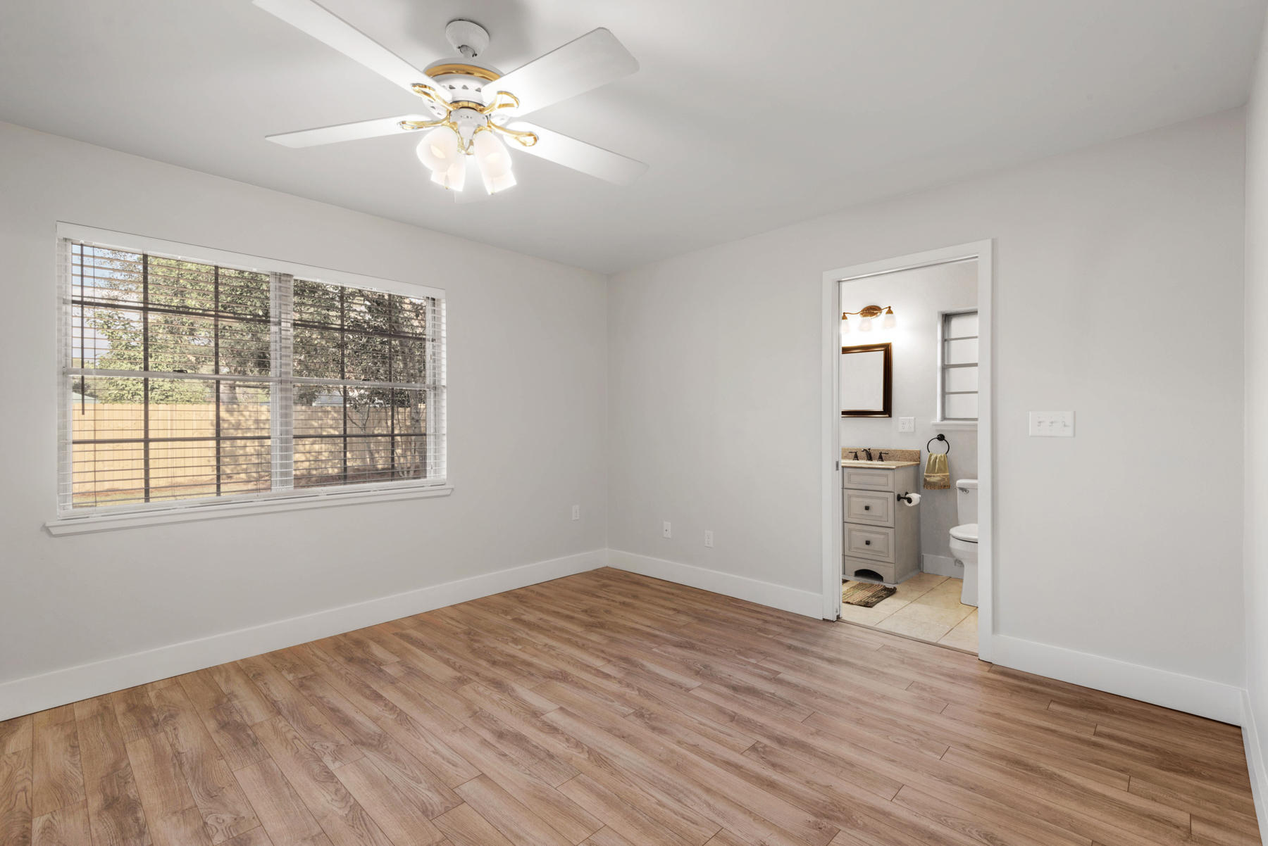 PALM ESTATES UNIT 2 - Residential