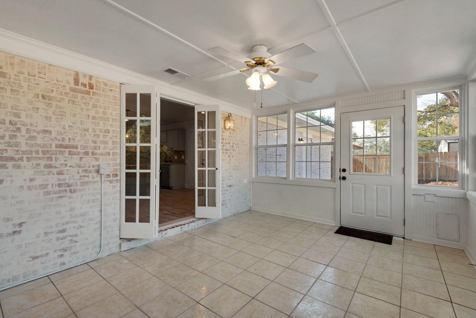 PALM ESTATES UNIT 2 - Residential