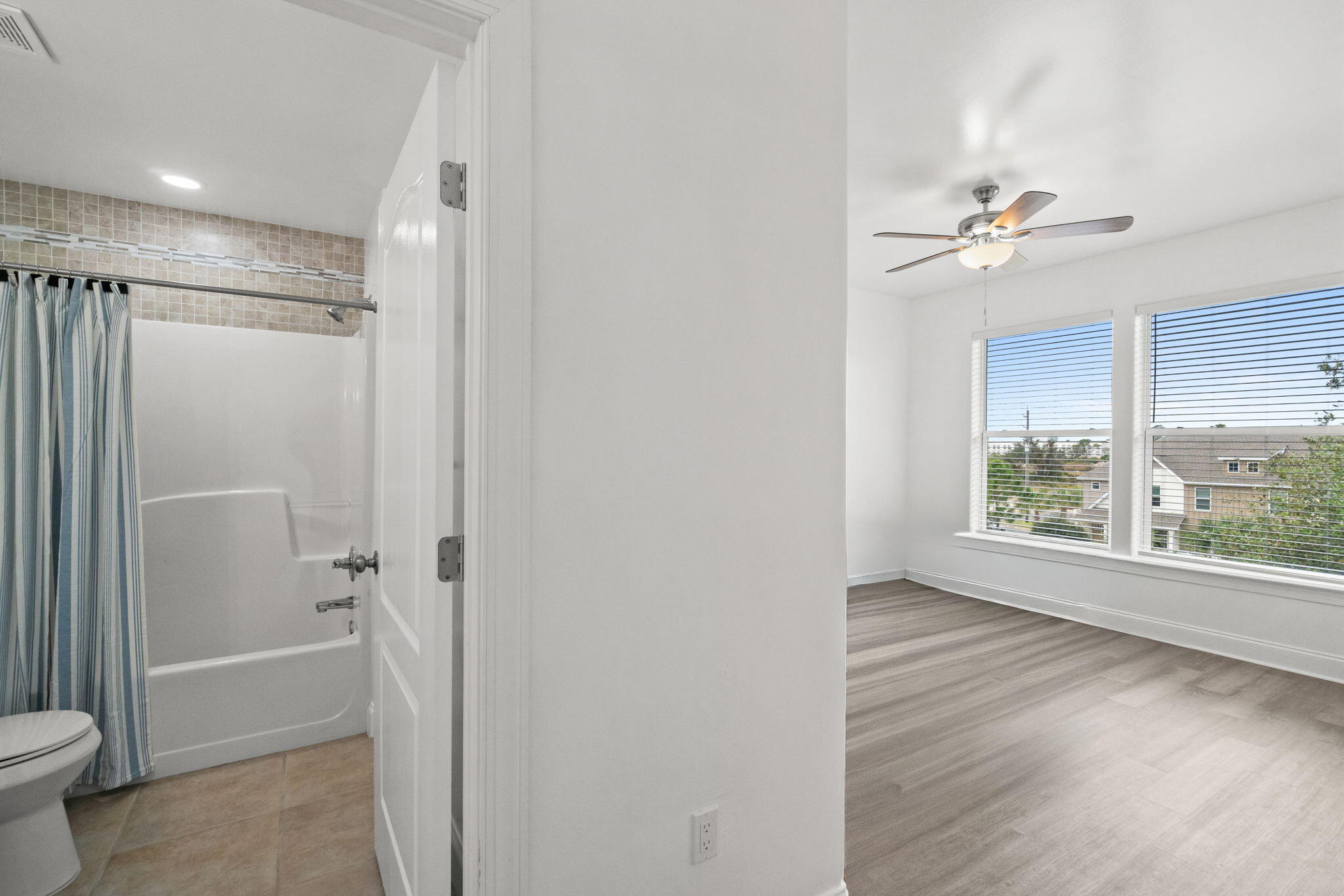 OLD BAY CONDO - Residential