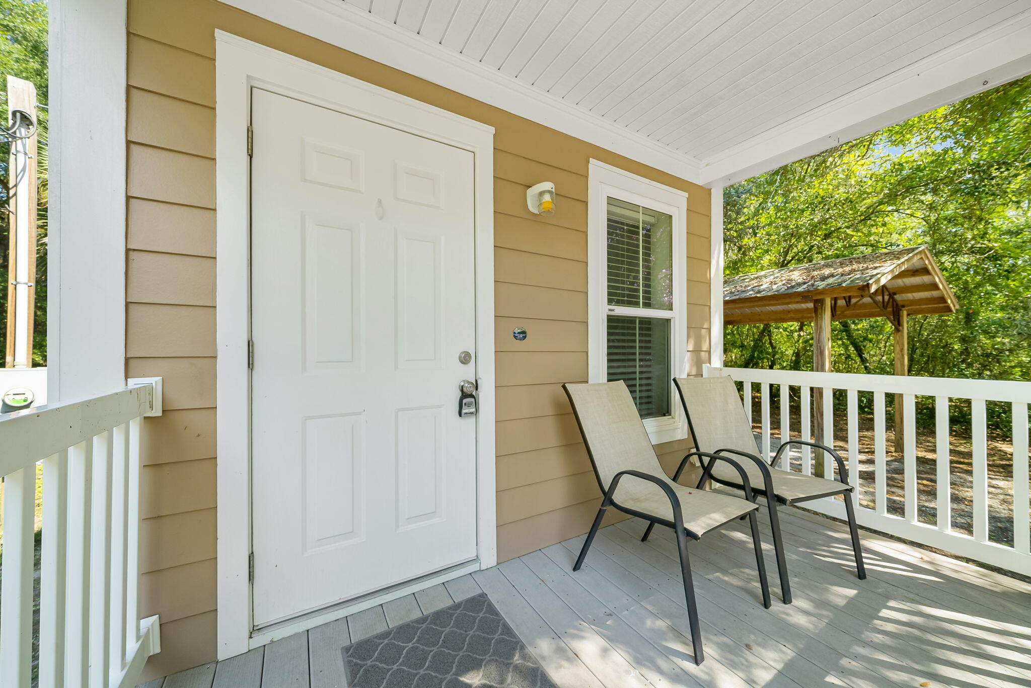 Bay Loop - Residential Lease