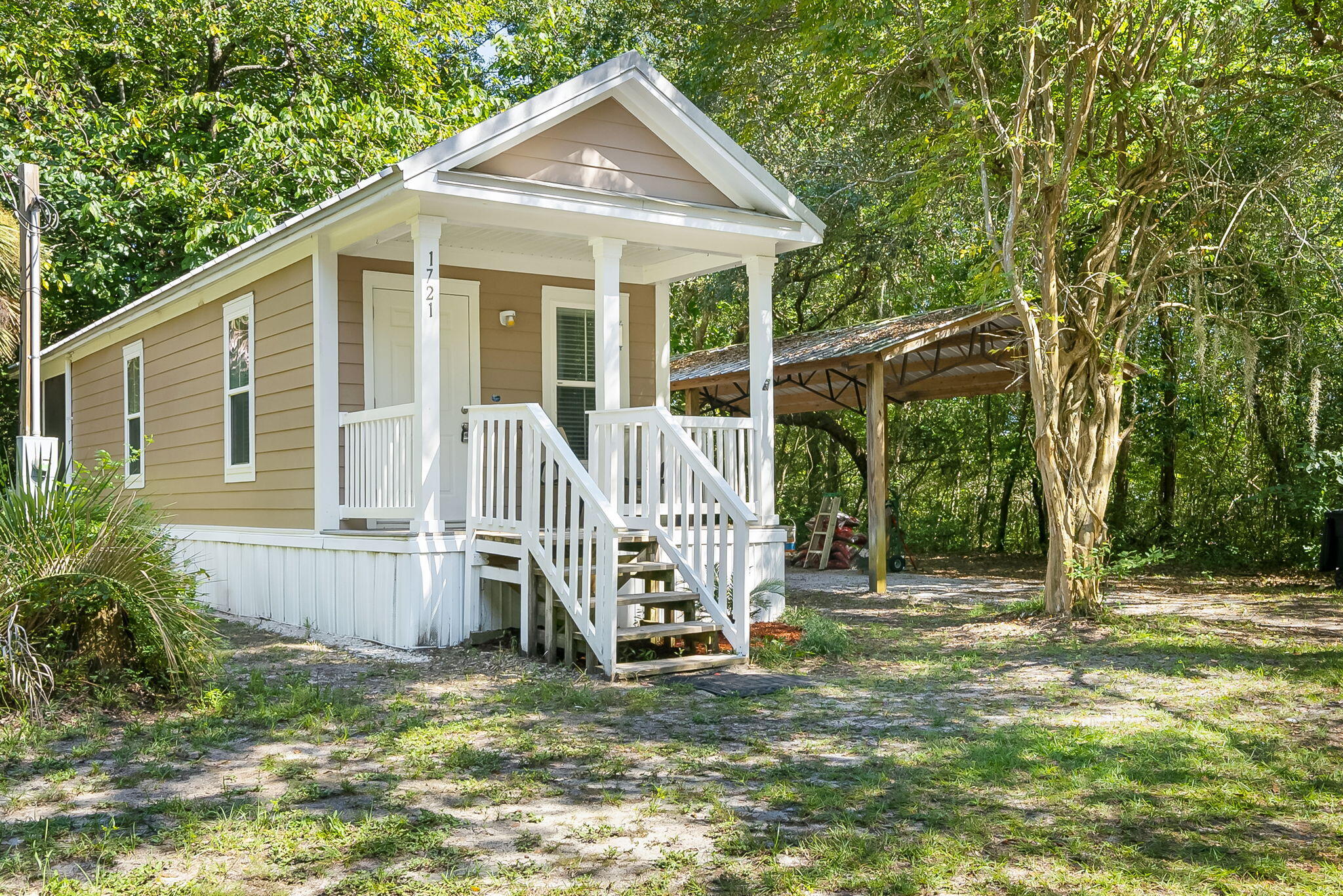 Bay Loop - Residential Lease