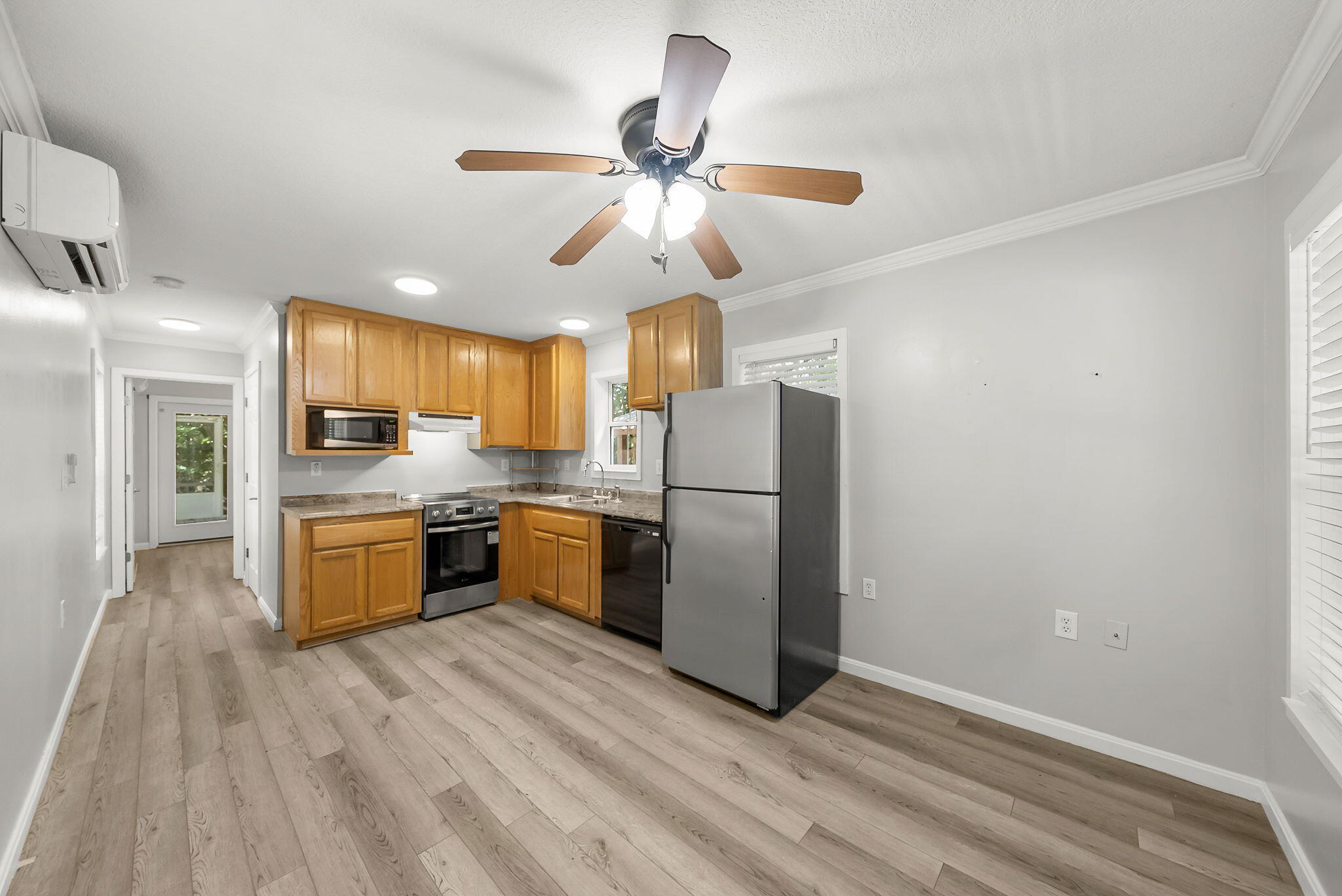 Bay Loop - Residential Lease