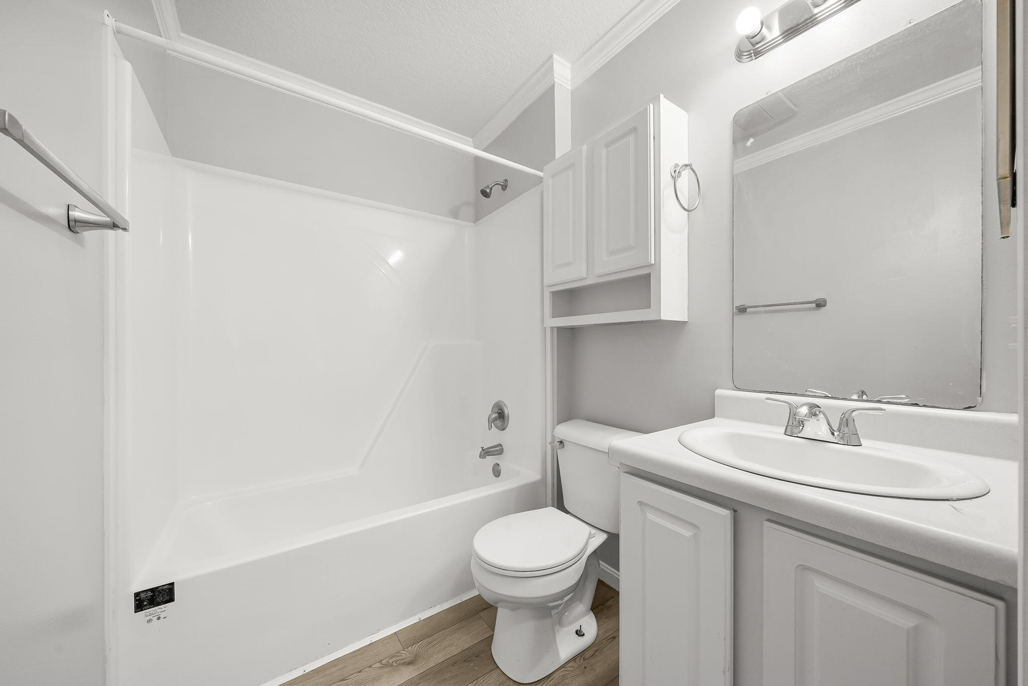 Bay Loop - Residential Lease