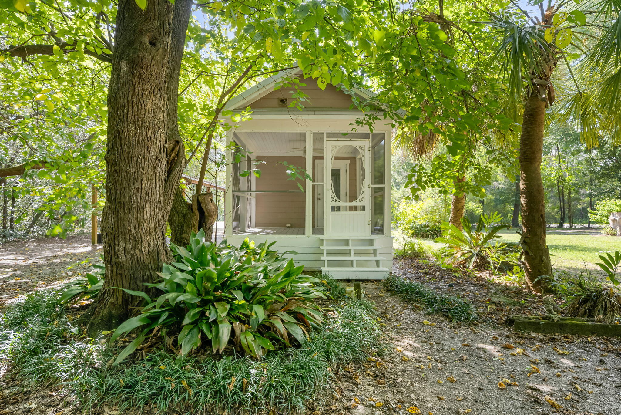 Bay Loop - Residential Lease